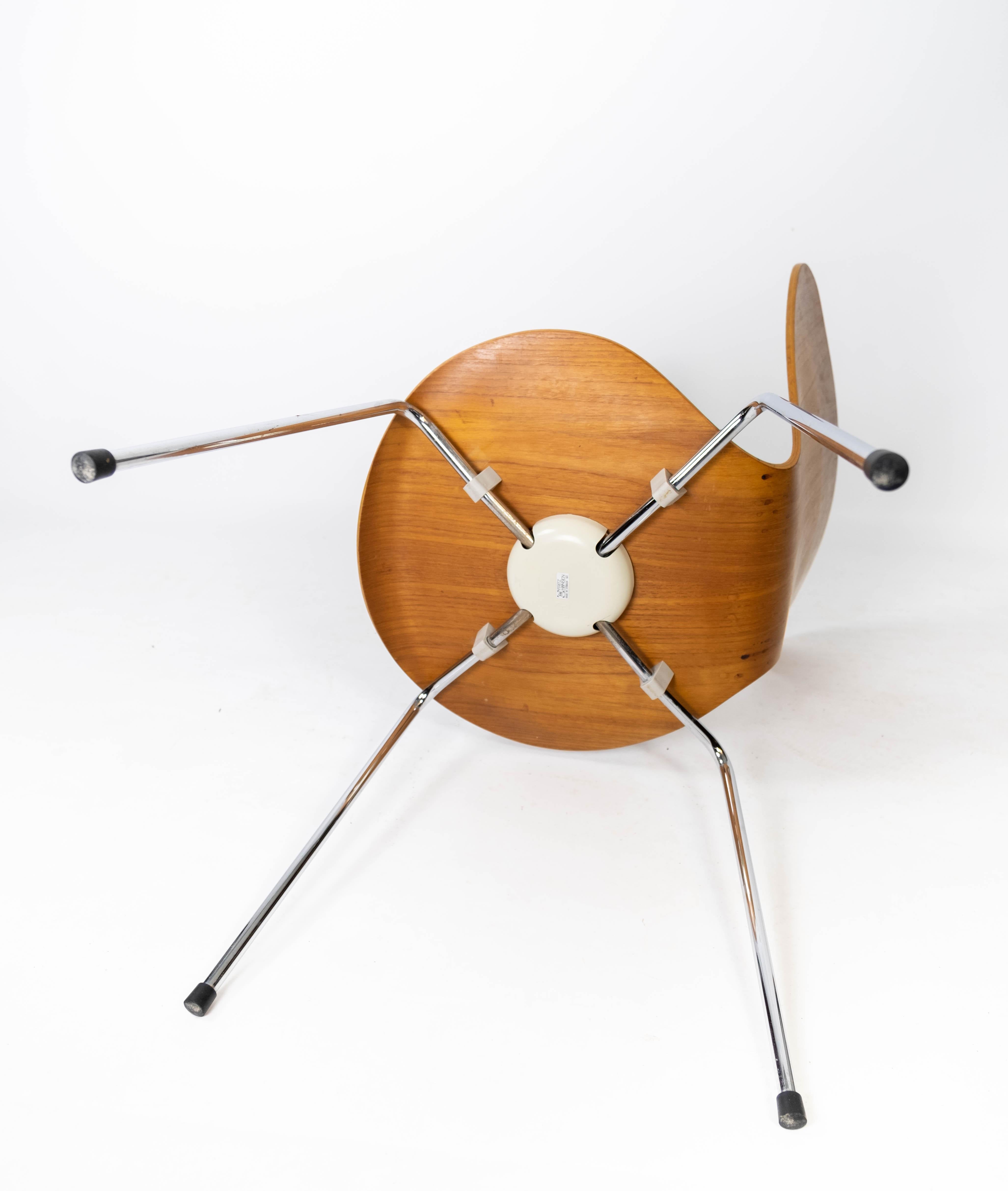 Set of 12 Series Seven Chairs, Model 3107, of Teak Designed by Arne Jacobsen 1