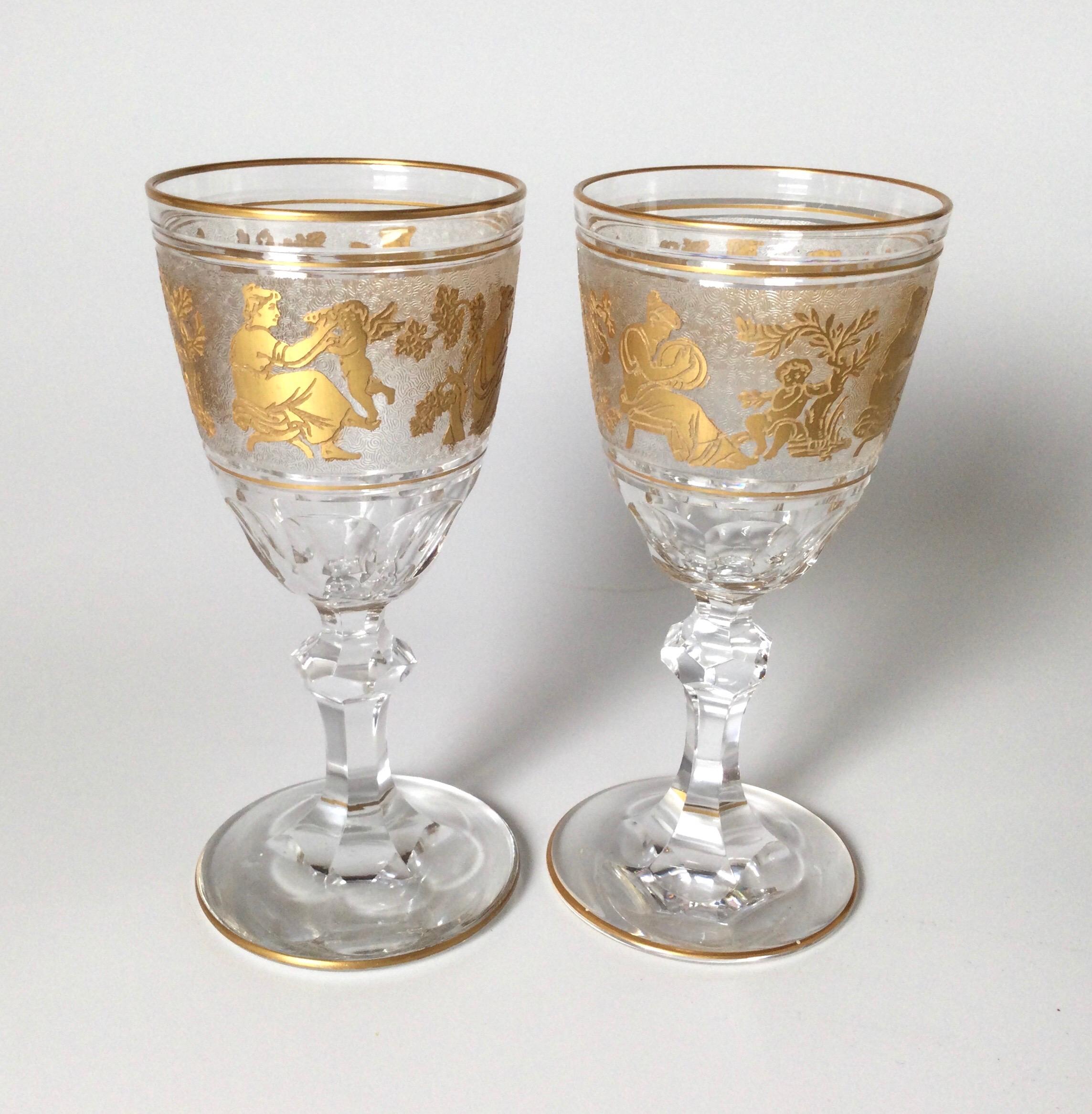 Set of 12 Val St. Lambert Acid Etched and Gilt Short Wine or Port Stems In Excellent Condition In Lambertville, NJ