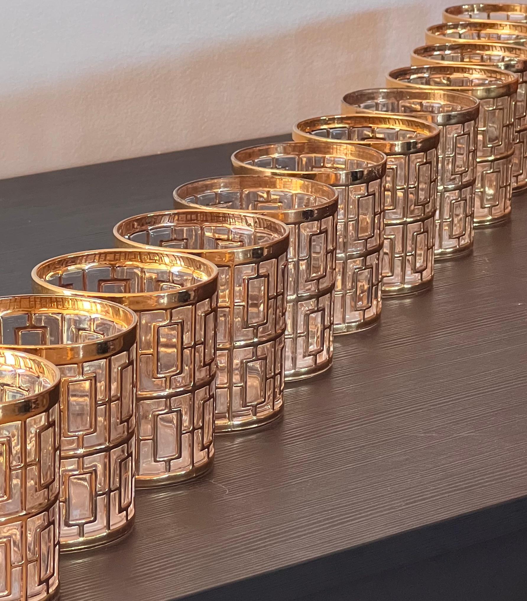 Set von 12 Shoji-Cocktailgläsern aus kaiserlichem Glas mit goldenem Käfig aus Shoji-Gold, um 1975 (amerikanisch) im Angebot