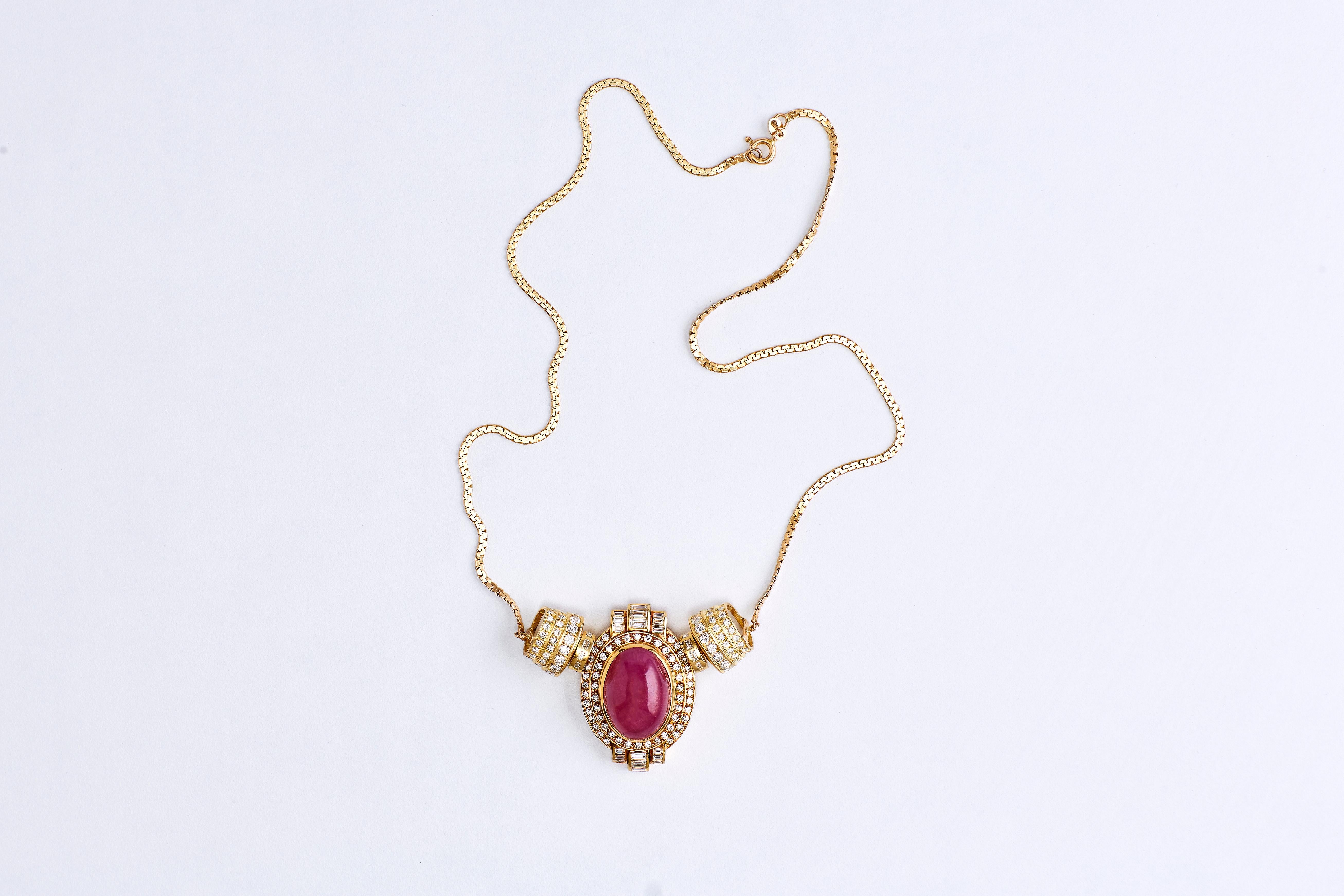 Oval Cut Set of 14 Karat Gold, Ruby and Diamonds Pendant with Chain and Earrings For Sale