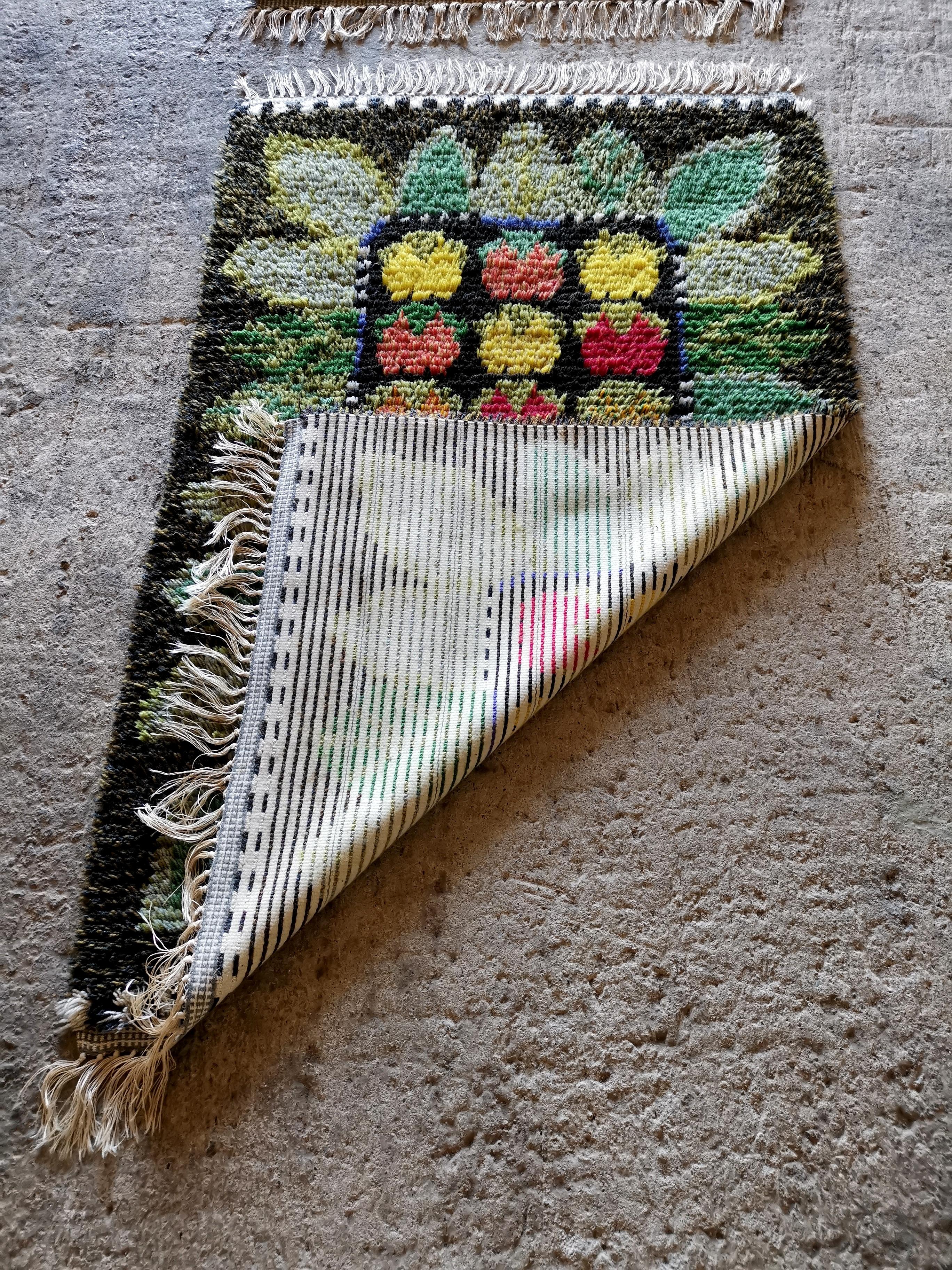 A set of 1950s Swedish Rya Wool Rugs Pure wool in MINT condition, colors intact In Good Condition For Sale In Ystad, SE