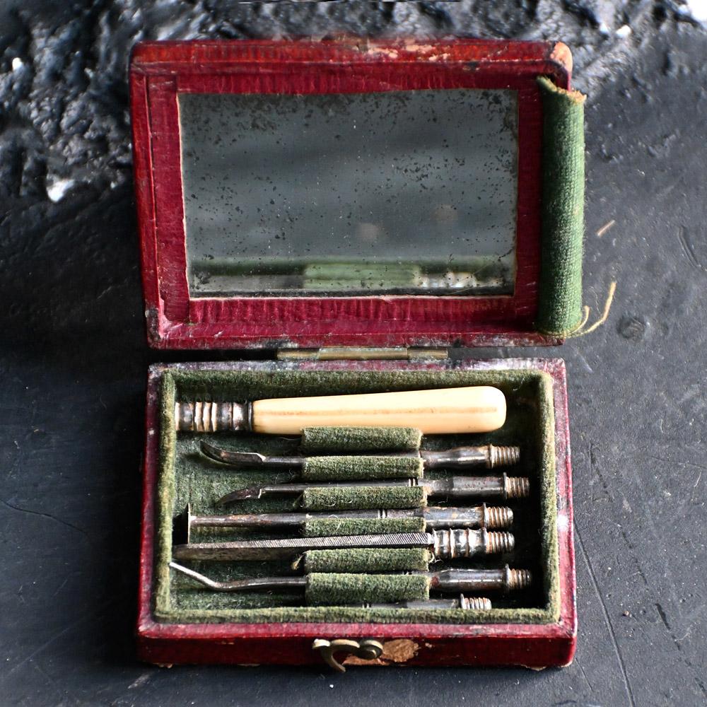 British Set of 19th Century Dental Hygiene Tools For Sale