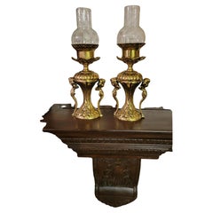 Conjunto de (2) Lámparas de latón sin cable de estilo antiguo con chimeneas de cristal - 13" de altura
