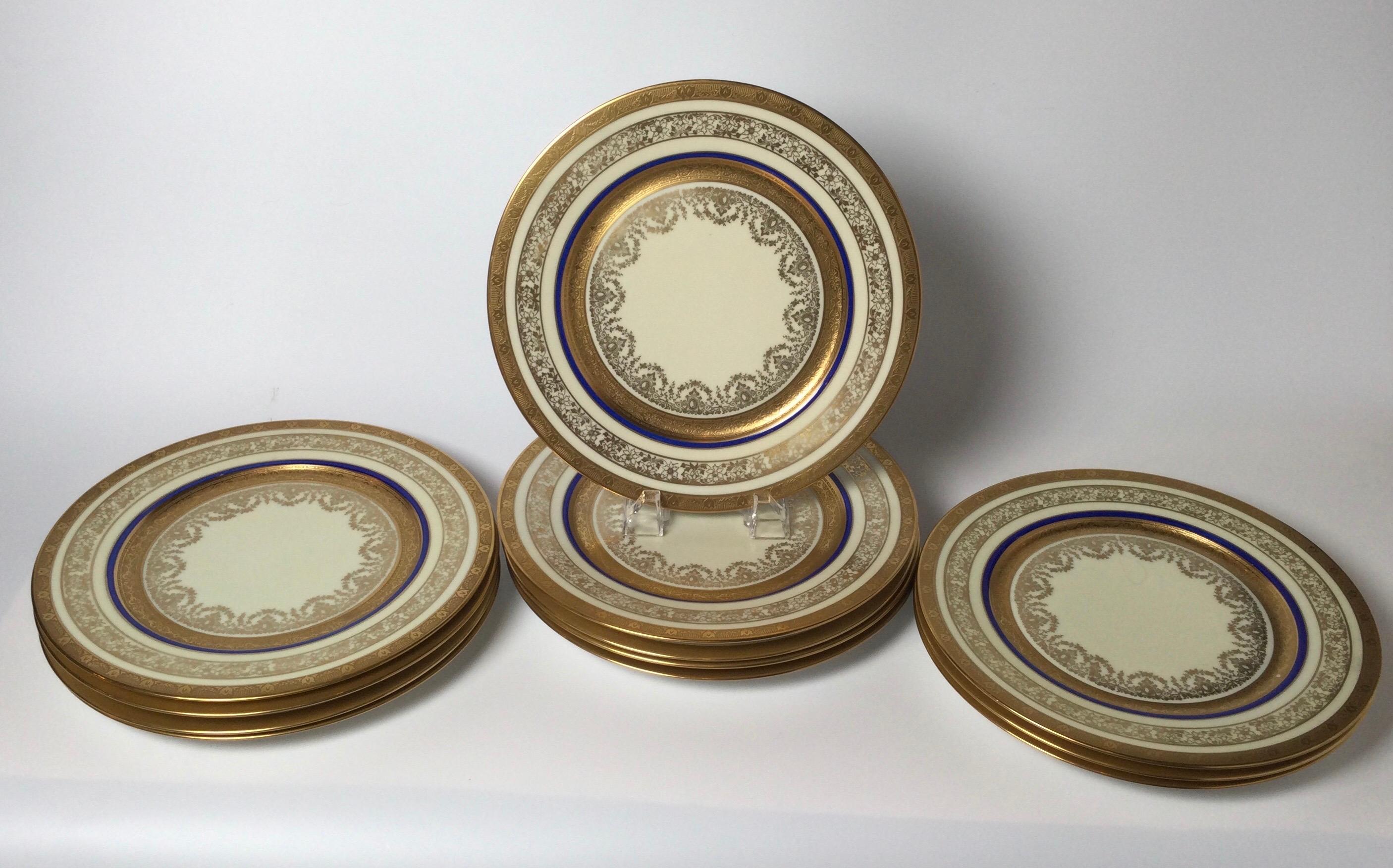 Edwardian Set of 12 Cobalt and Gilt Service Dinner Plates