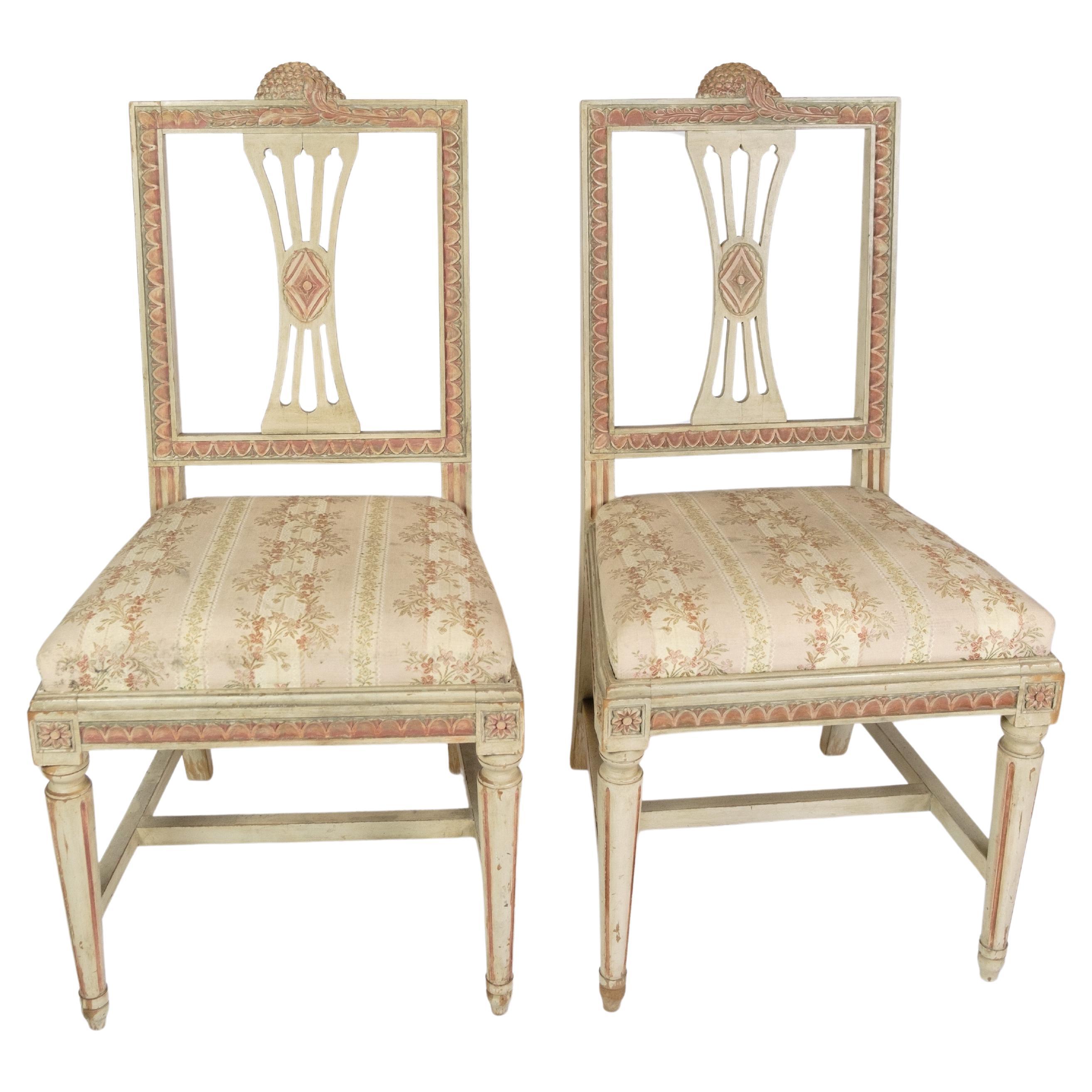 Ensemble de 2 chaises de style gustavien des années 1880 
