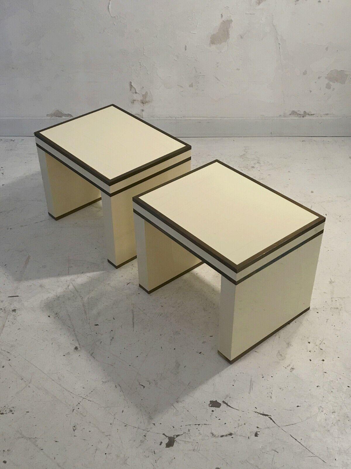 A Pair Of ART-DECO MODERNIST Lacquered NIGHT STANDS by MAISON JANSEN France 1970 For Sale 2