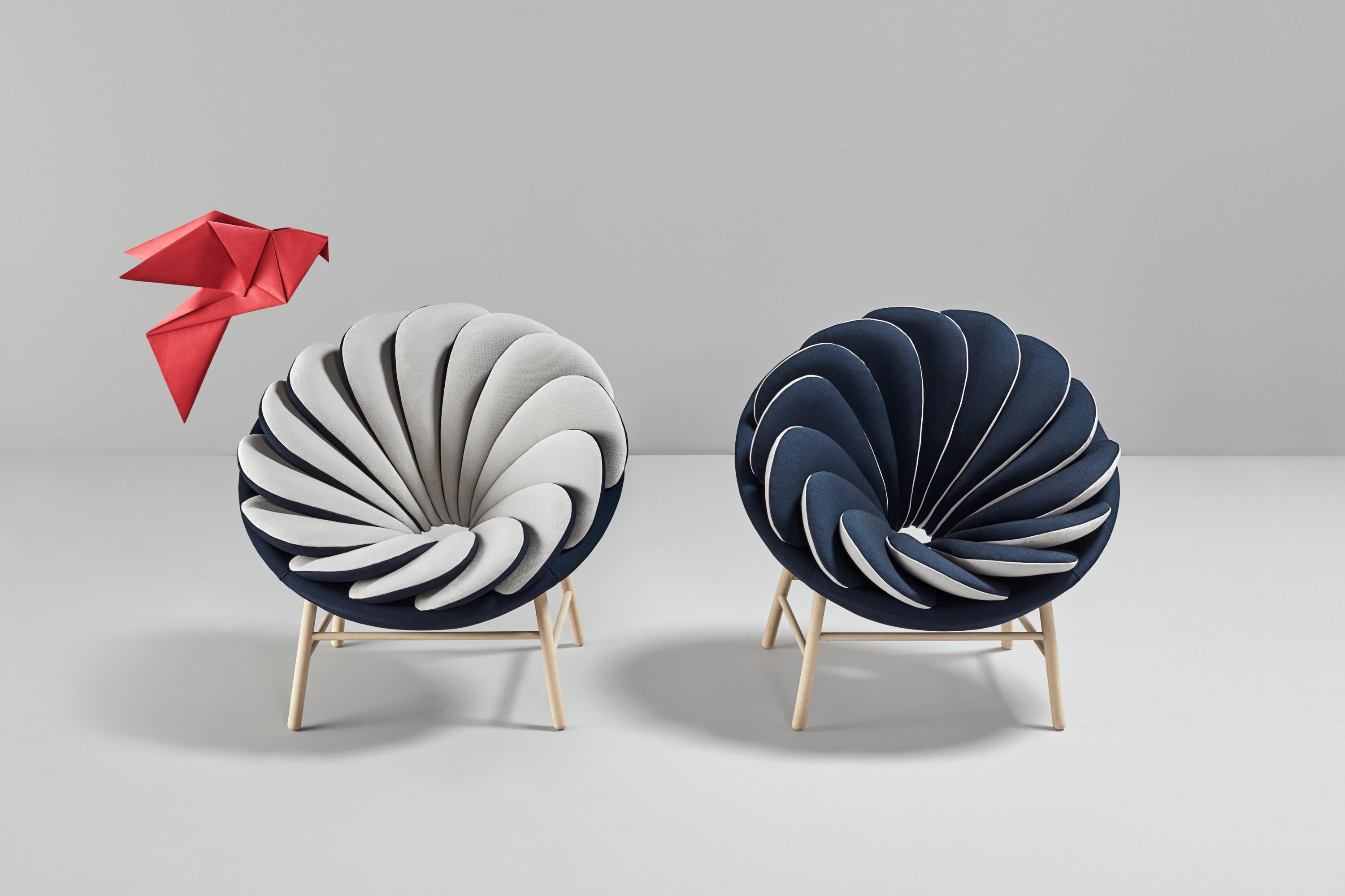 Set of 2 Quetzal Armchairs, Gray and Blue by Pepe Albargues
Dimensions: W100, D100, H90, Seat 42
Materials: Iron structure
Foam CMHR (high resilience and flame retardant) for all our cushion filling systems
Wooden legs

Quetzal is a very visual