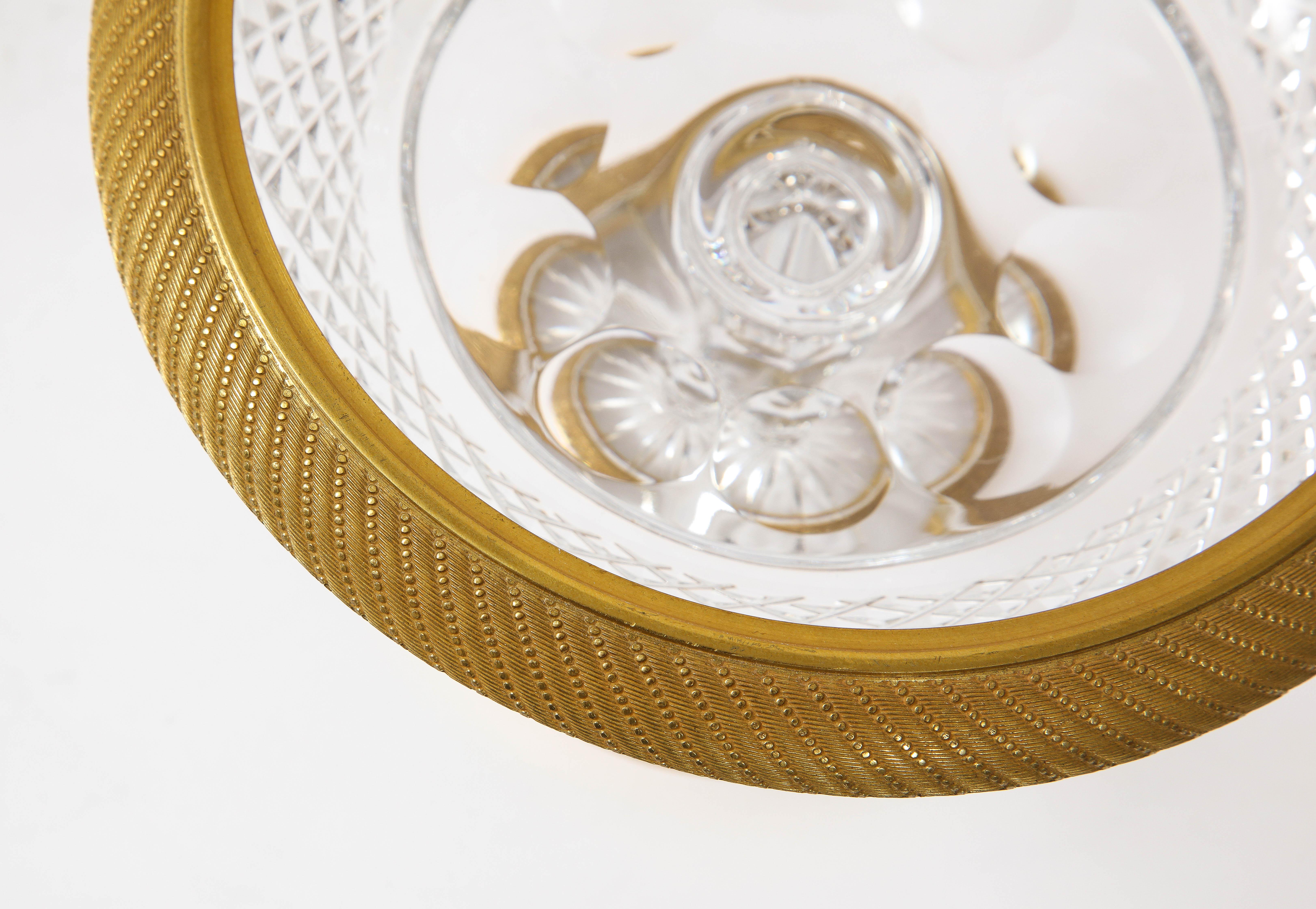 Ensemble de 3 bols à bonbons en cristal de Baccarat montés sur bronze doré français en vente 3