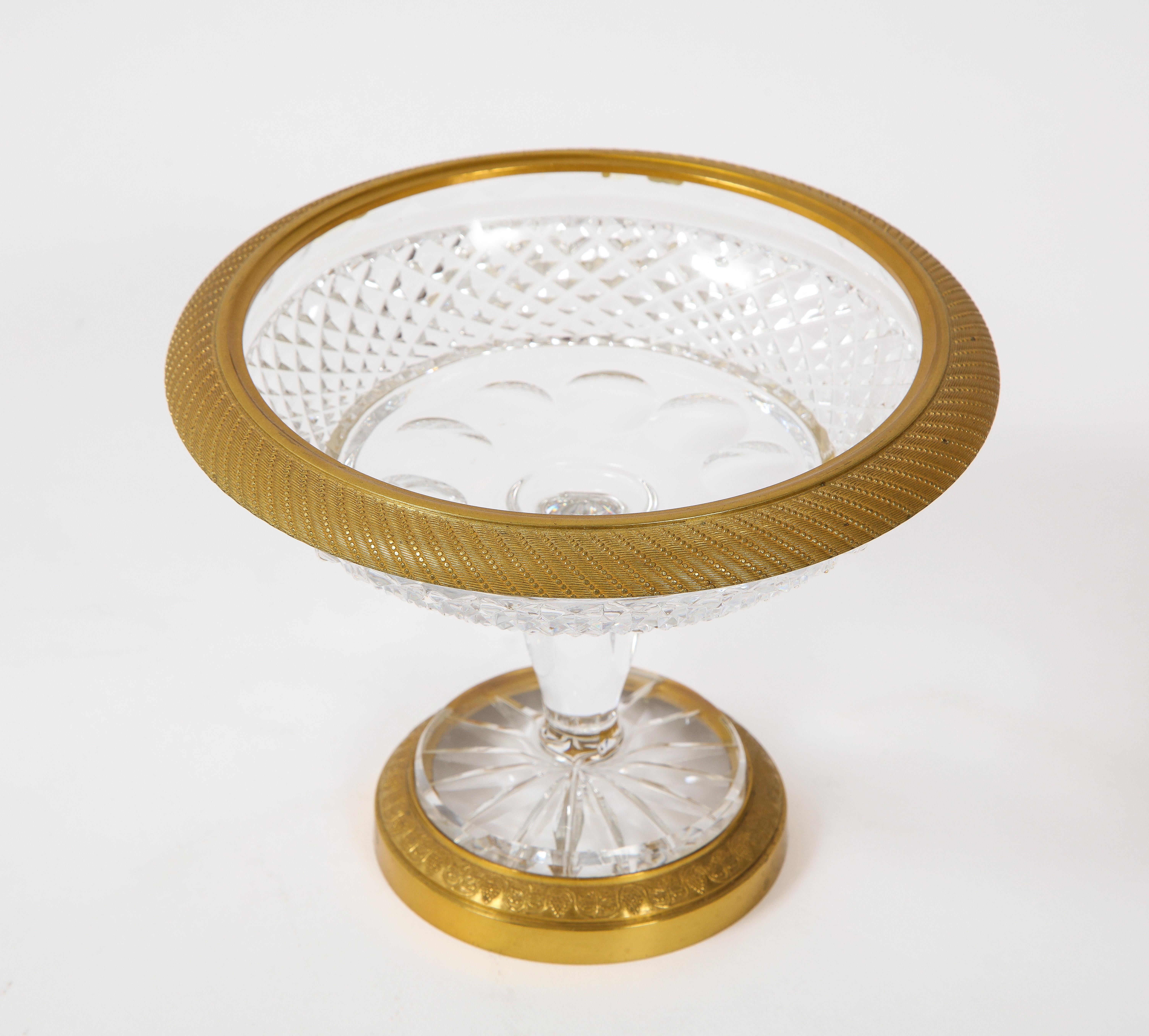 Ensemble de 3 bols à bonbons en cristal de Baccarat montés sur bronze doré français en vente 9
