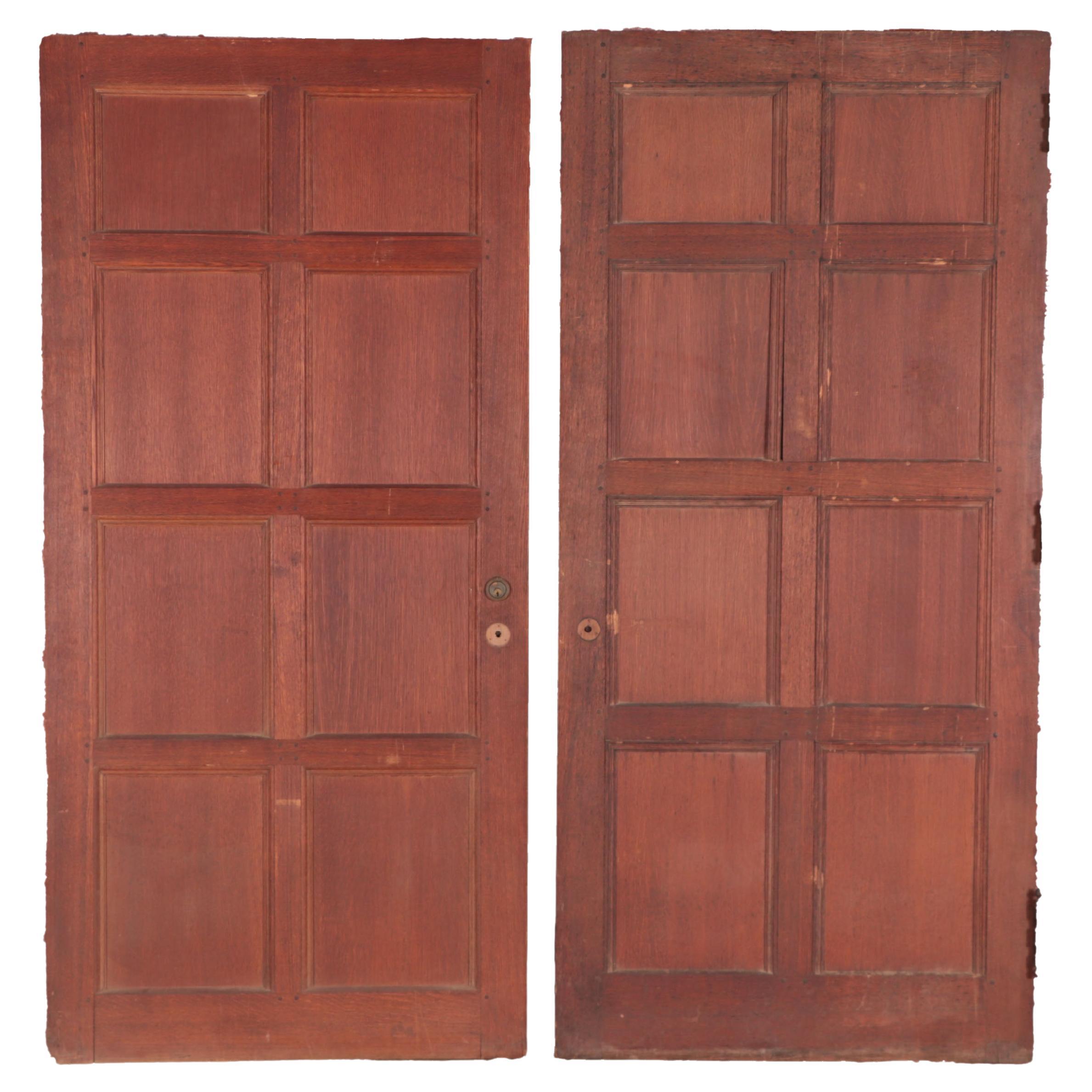 Juego de 3 puertas francesas de paneles de roble macizo junto con 6 paneles a juego, C. 1900 en venta