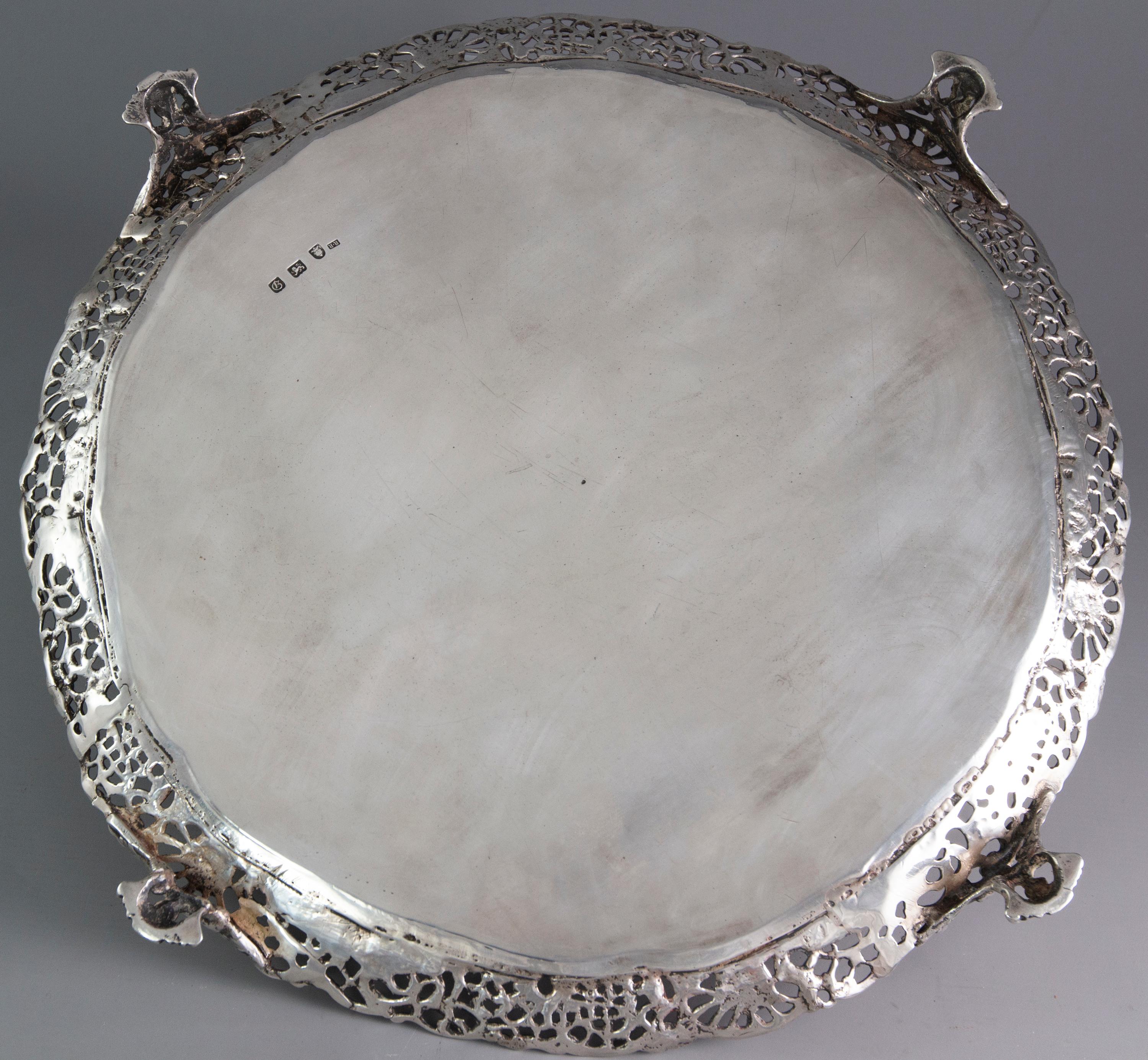 Sterling Silver Set of 3 George III Silver Salvers or Trays, London 1762 by Richard Rugg For Sale