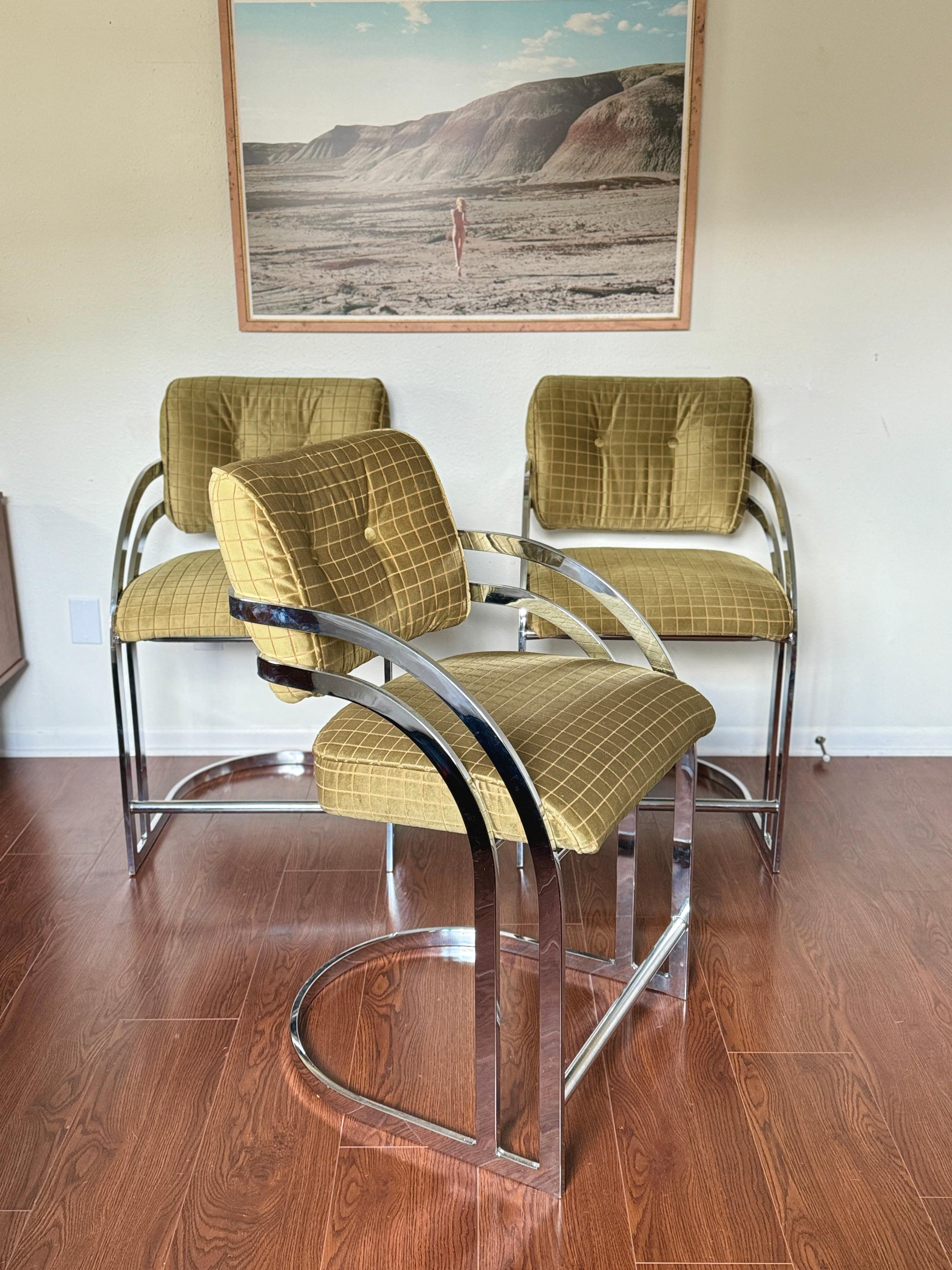 Mid-Century Modern A set of 3 mid century modern counter stools in style of Milo Baughman, 1970s