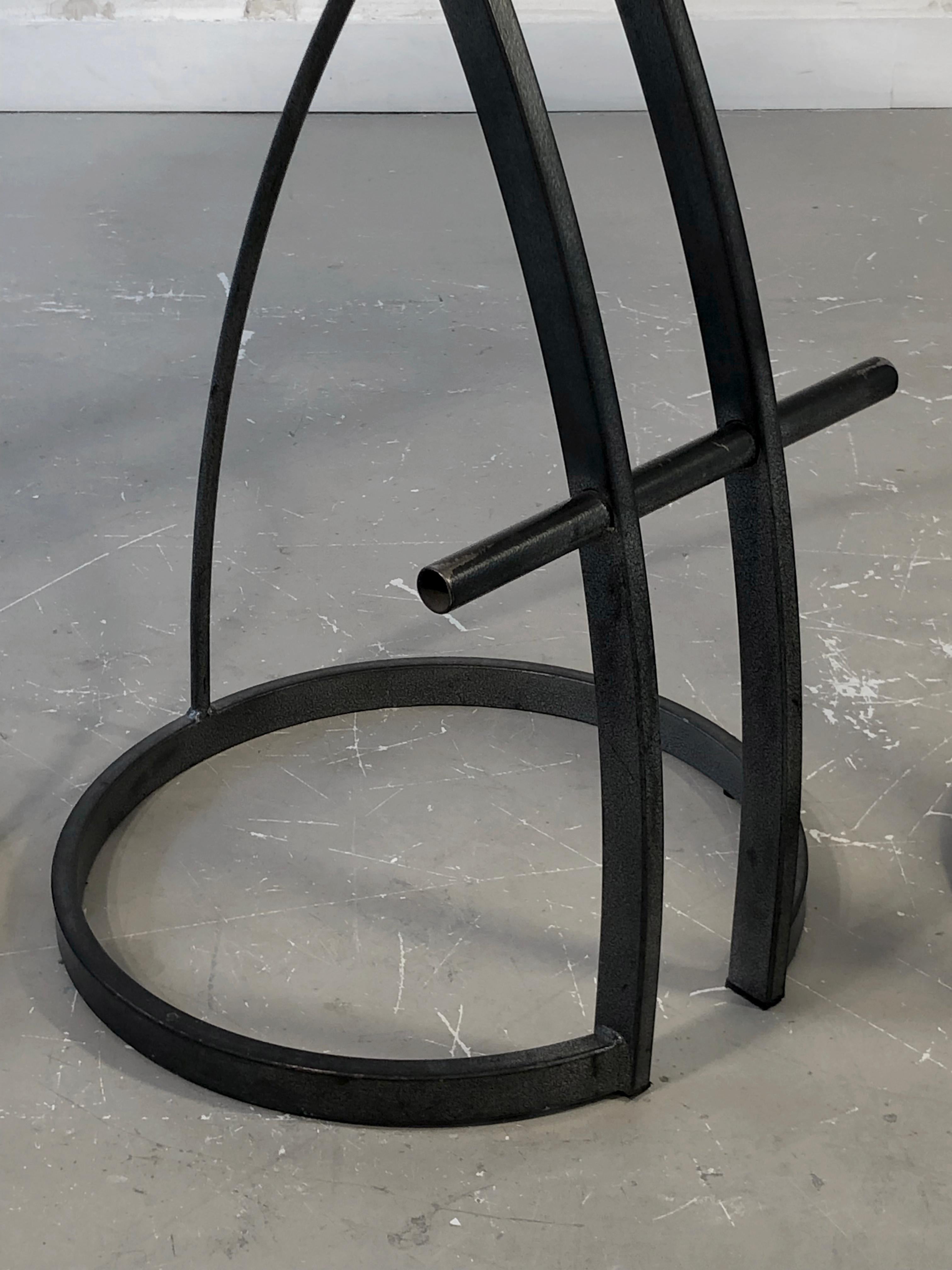 A Set of 3 POST-MODERN BAR STOOLS, in the style of MEMPHIS, France 1980 For Sale 6