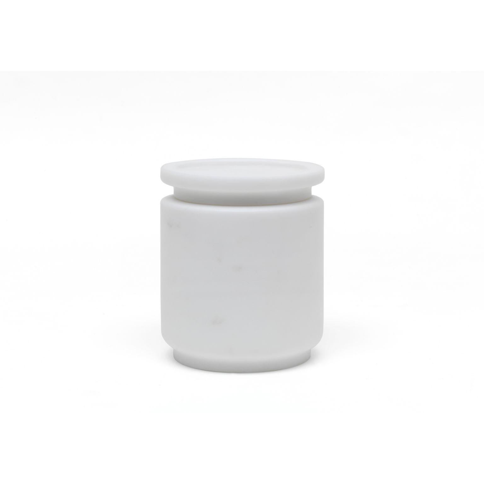 A set of 3 Pyxis pots - White by Ivan Colominas
Pyxis Collection
Dimensions: 12.6 x 11, 12.6 x 14.5, 12.6 x 19 cm
Materials: Bianco Michelangelo

Also Available: Nero Marquinia

A refined collection articulated through cylinders that vary