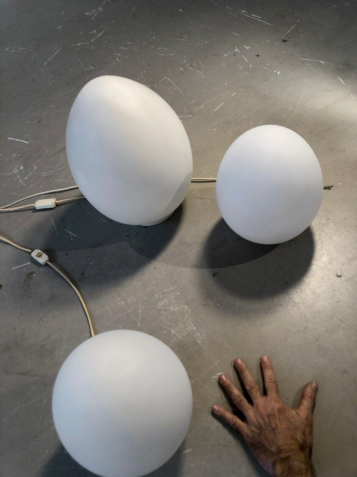 Métal Un ensemble de 3 LAMPS EGG post-modernes SPACE-AGE, par VIANNE, France 1970 en vente