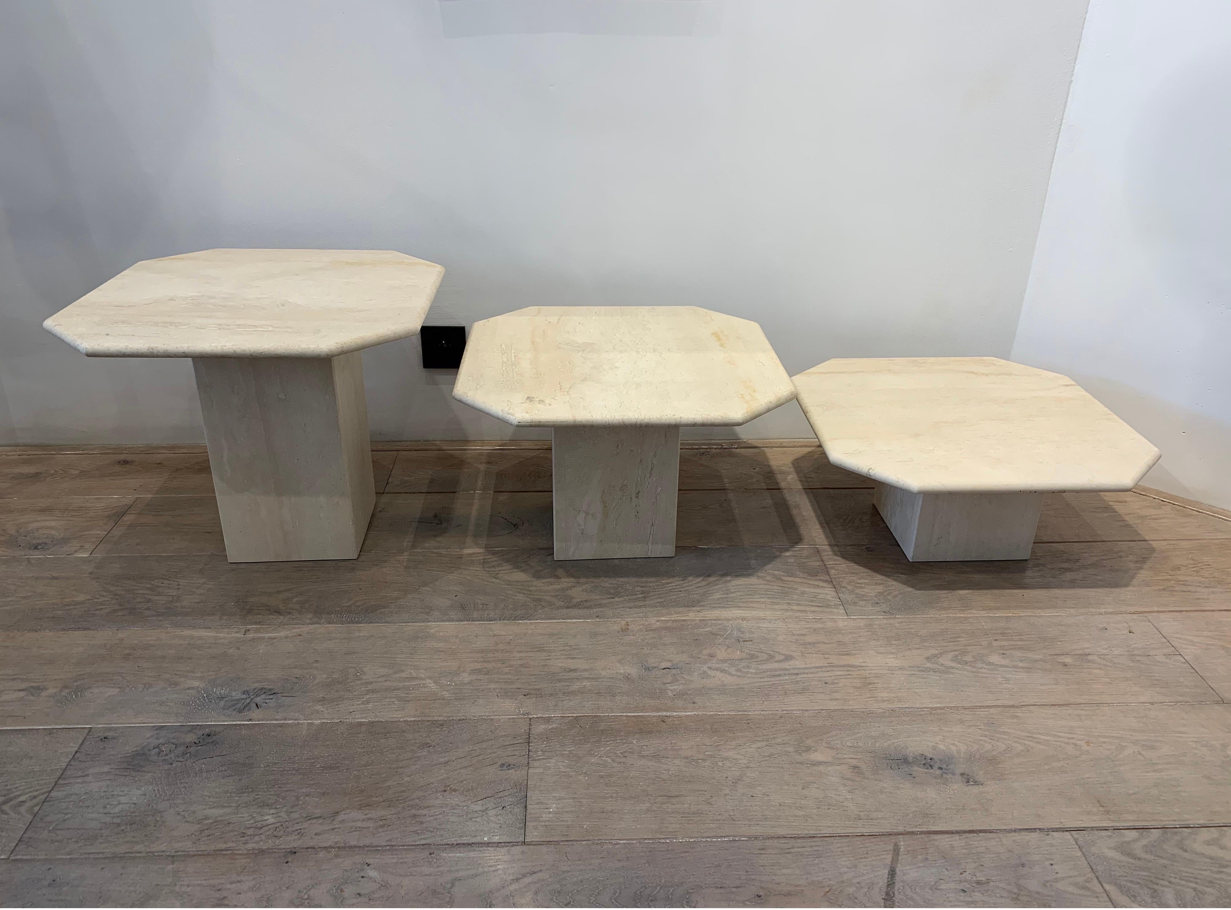Set of 3 Travertine Coffee Table, 1970s-1980s In Good Condition In Brussels, BE