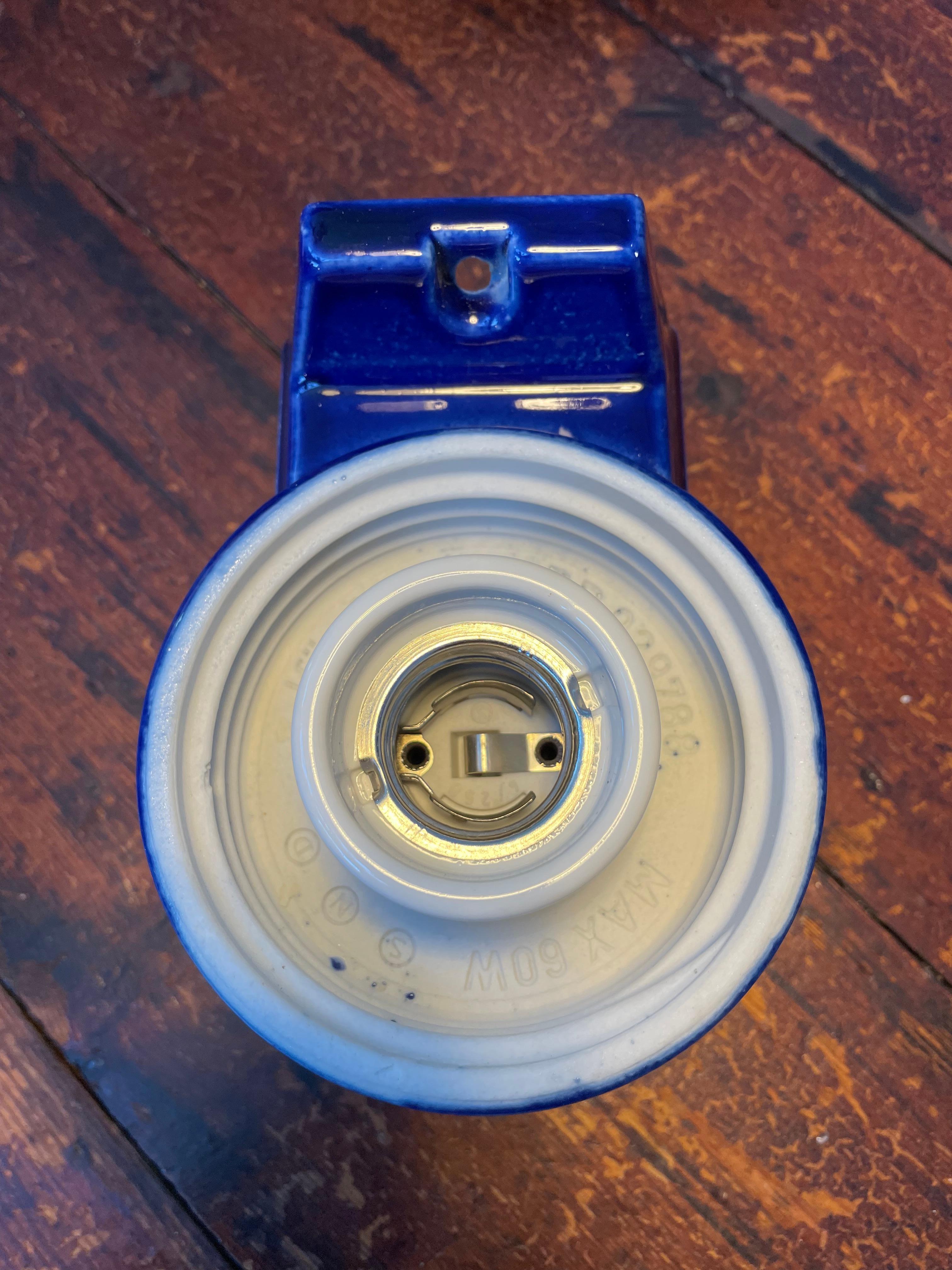 A set Of 3 Vintage Ifö of Sweden Ceramic Bathroom Lamps For Sale 11