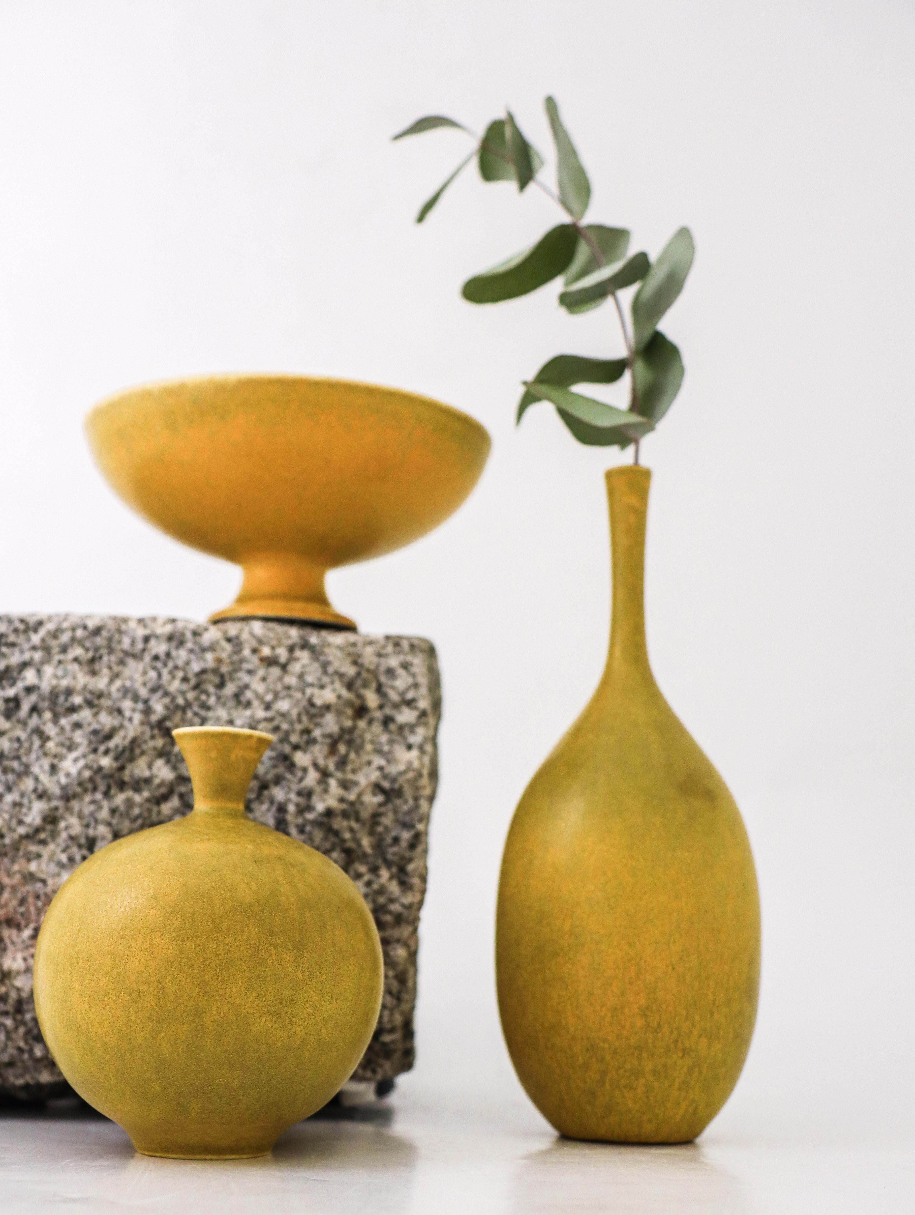Scandinavian Modern A set of 3 Yellow Ceramic vases & bowl - Sven Wejsfelt Gustavsberg 1990