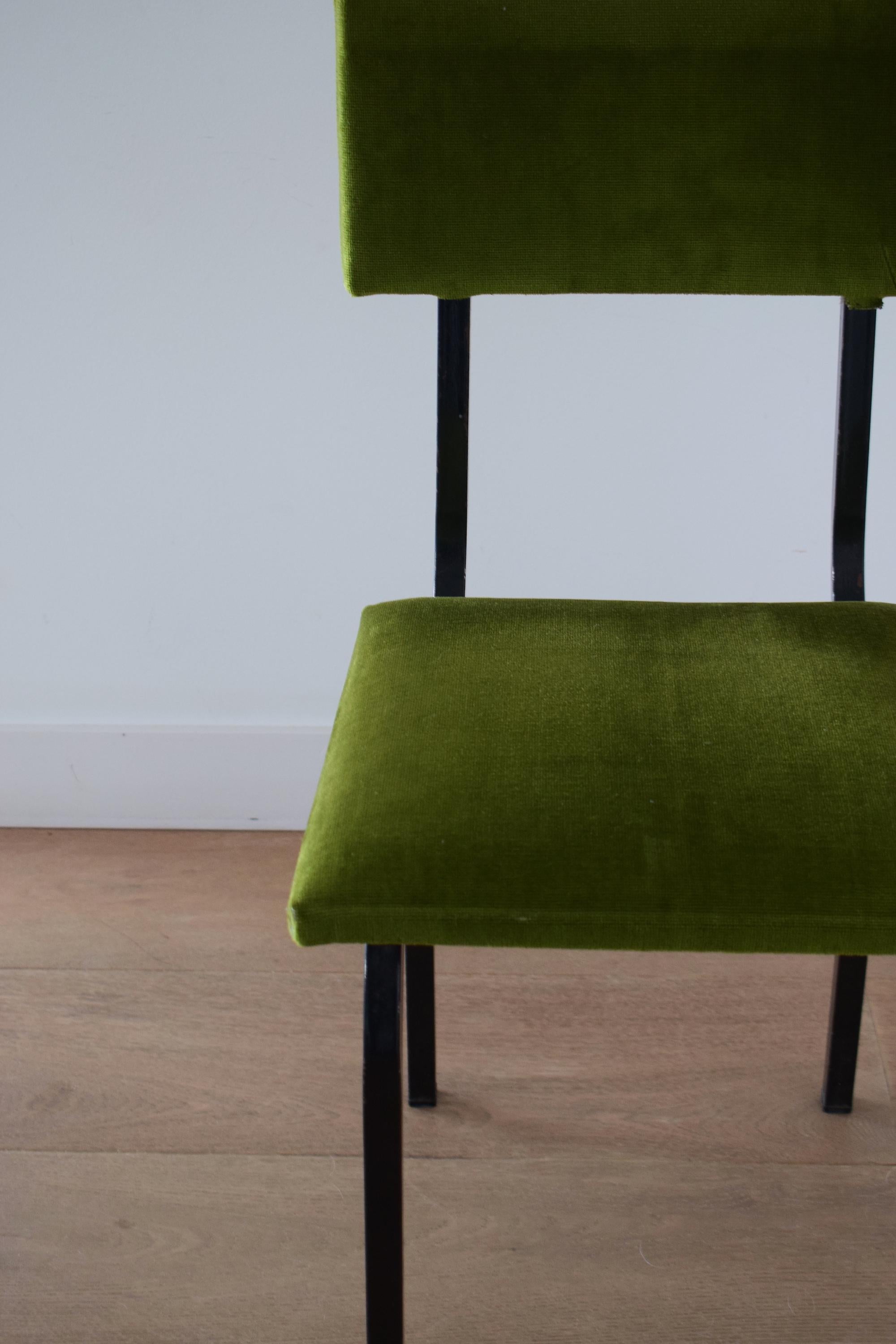 Set of 4 1960s Dining Chairs in Green Velvet with Black Metal Frames 5