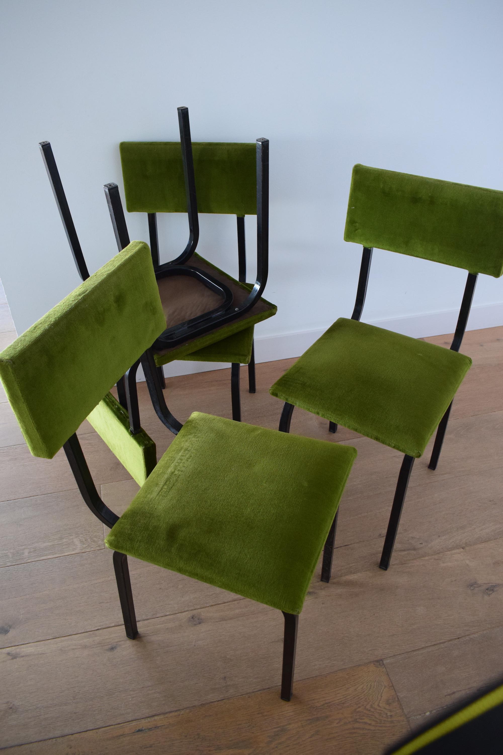 20th Century Set of 4 1960s Dining Chairs in Green Velvet with Black Metal Frames