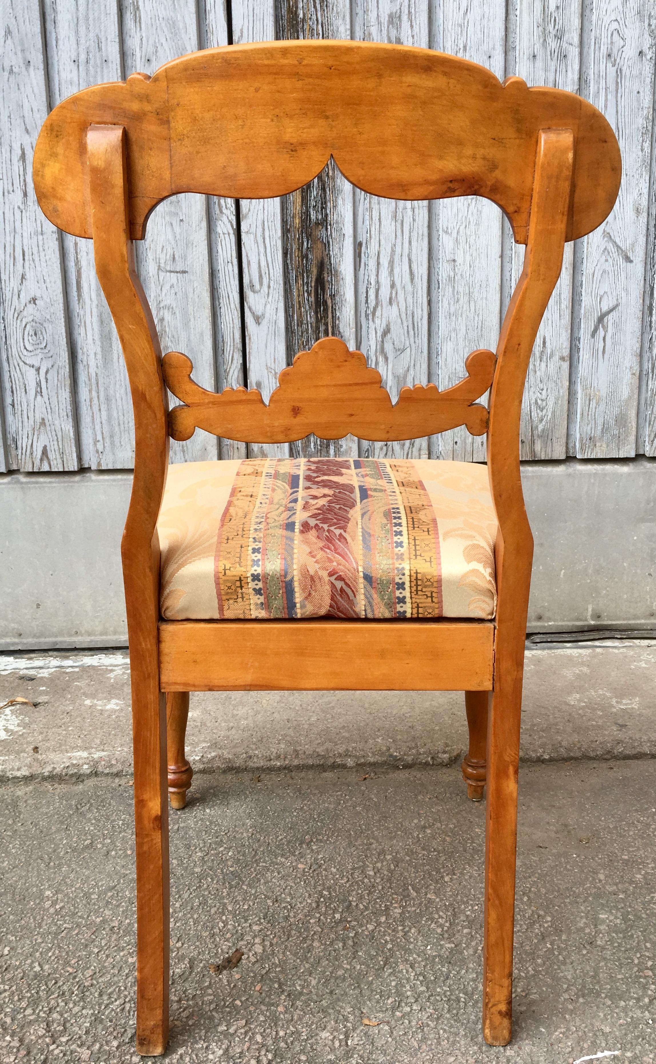 Set Of Four 19th Century Biedermeier Dining Room Chairs, Sweden For Sale 5