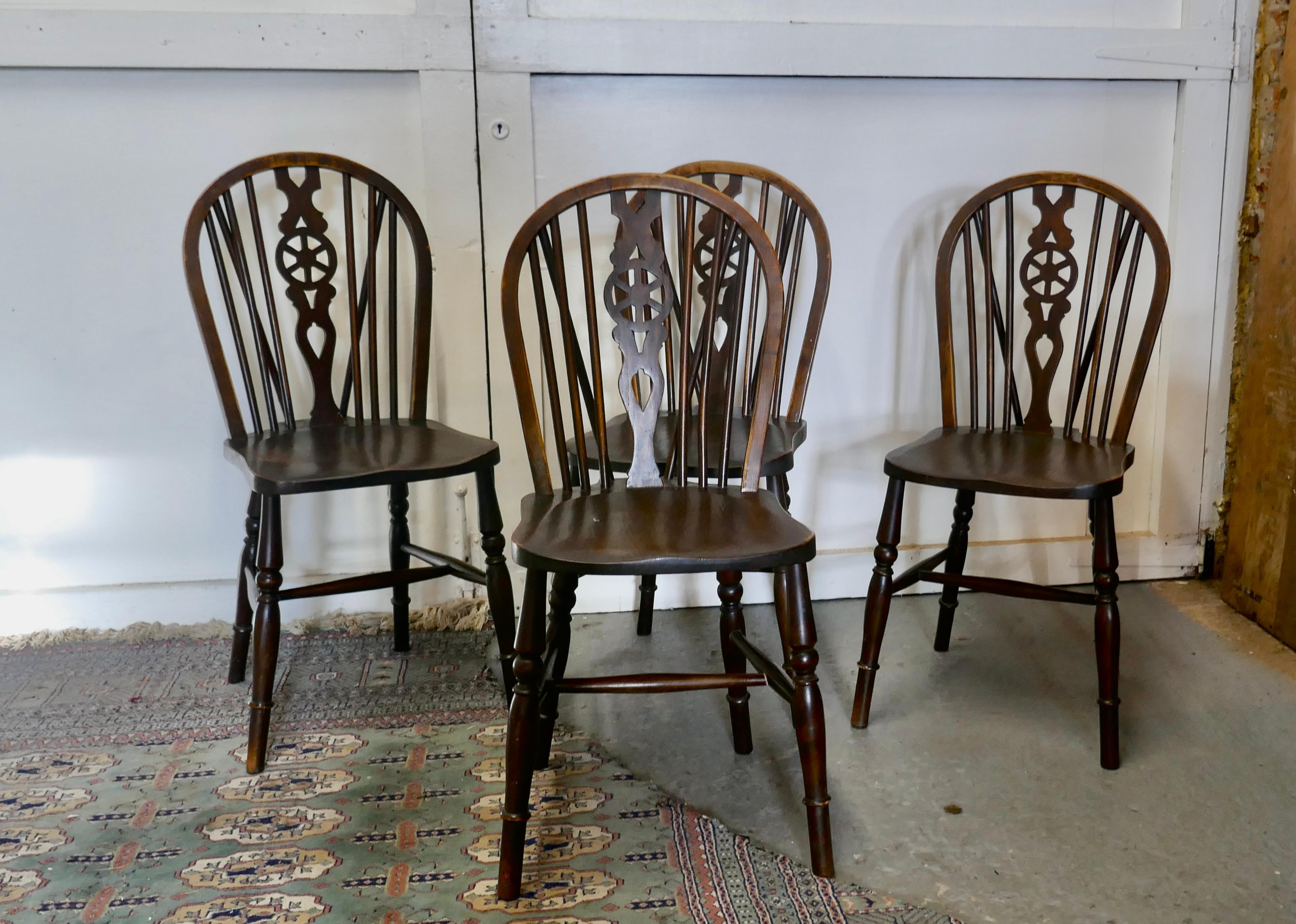 Country A Set of 4 Beech & Elm Wheel Back Windsor Kitchen Dining Chairs    