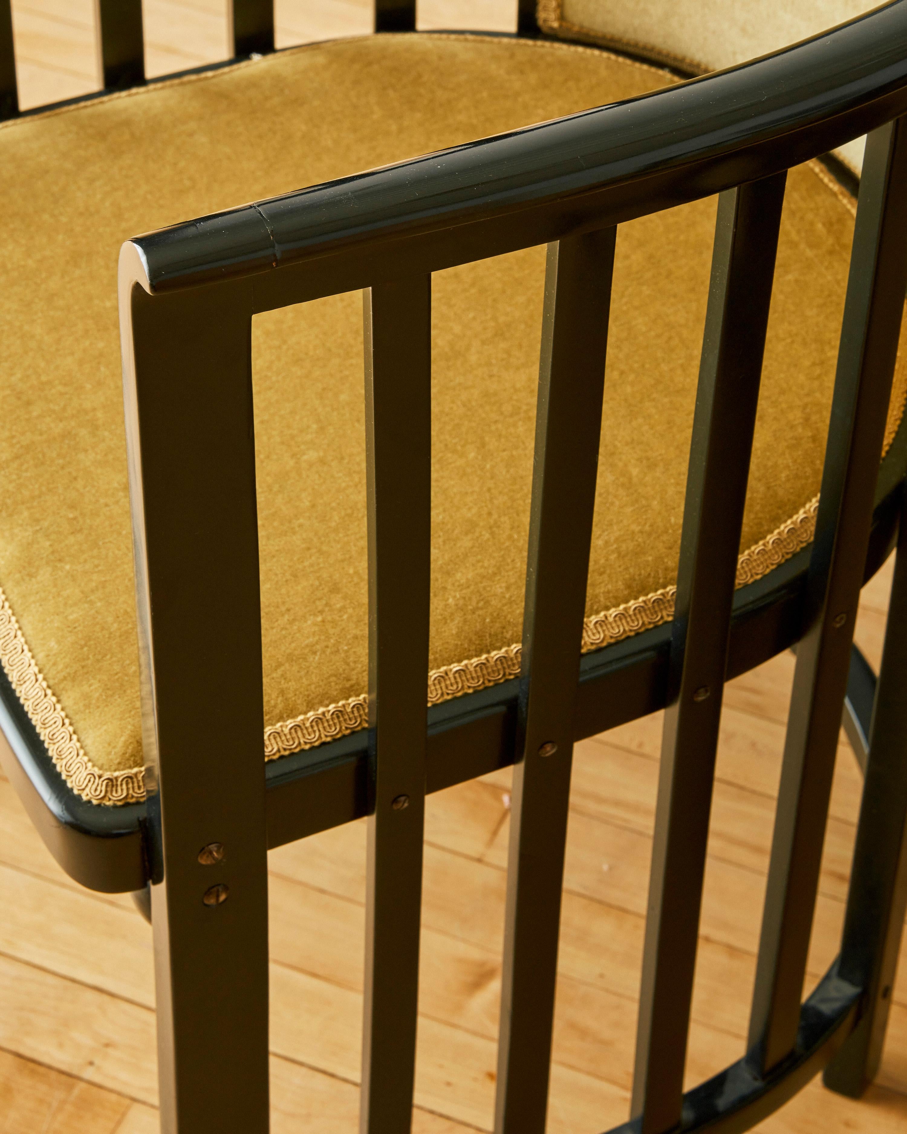 20th Century A Set of 4 Bentwood Barrel Chairs by Josef Hoffman for J & J Kohn