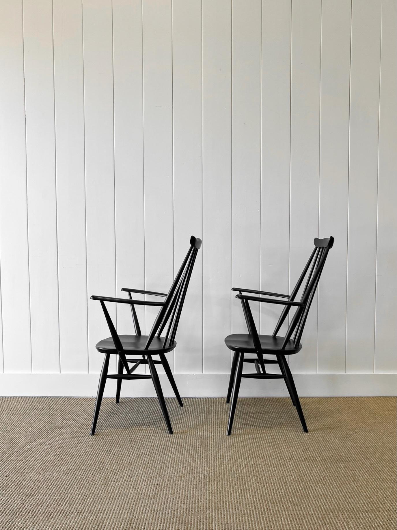 British A Set of 4 Black Ercol Chairs For Sale
