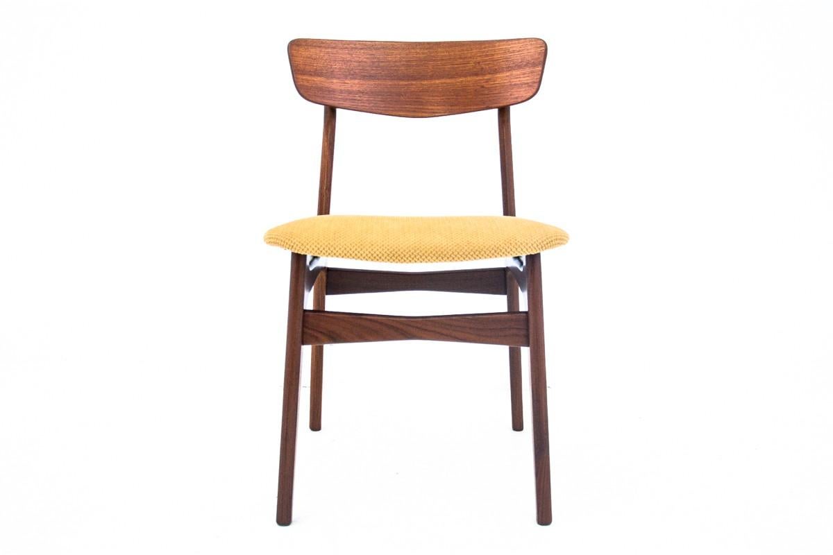 Danish Set of 4 Chairs, Denmark, 1960s, After Renovation