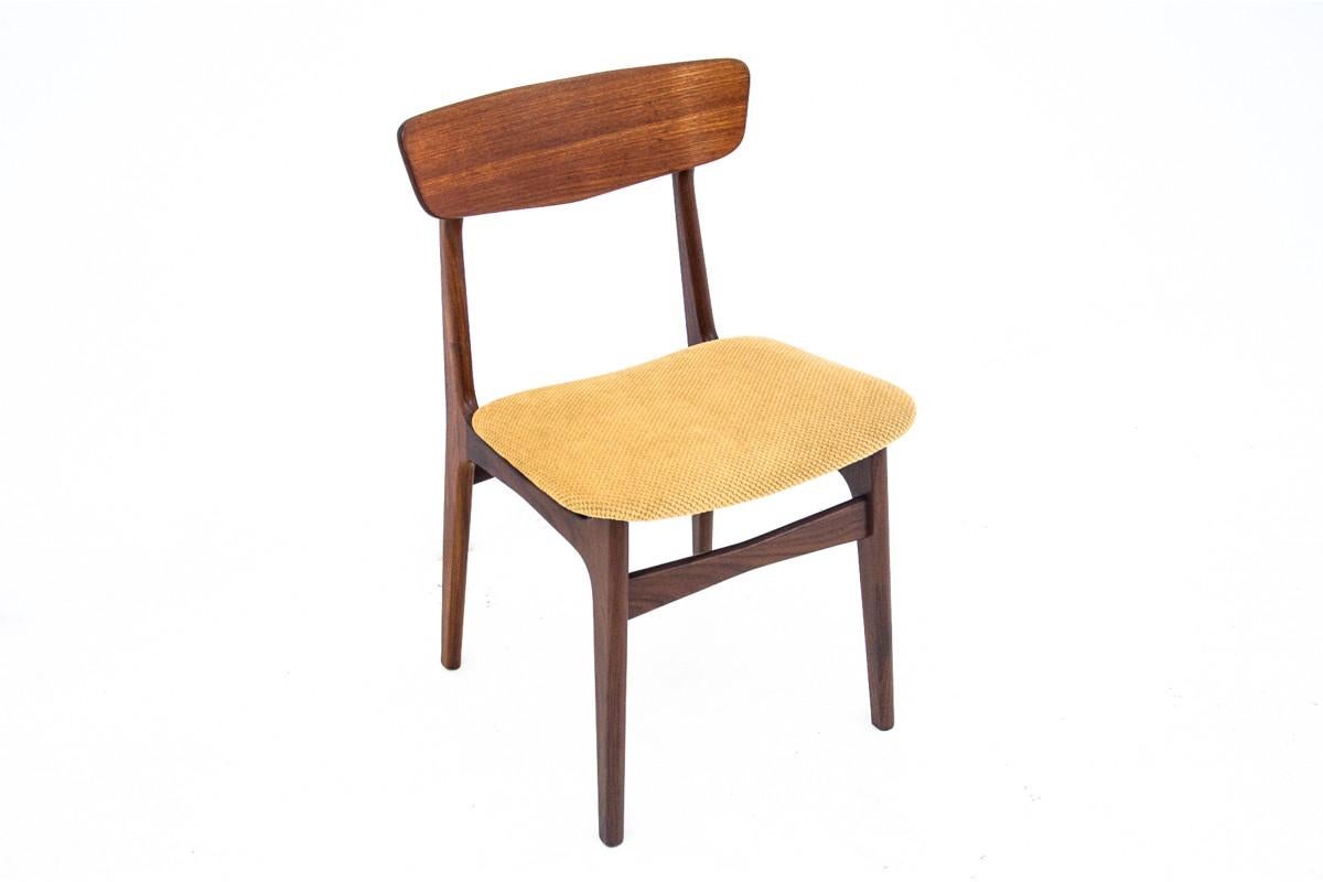 Mid-20th Century Set of 4 Chairs, Denmark, 1960s, After Renovation