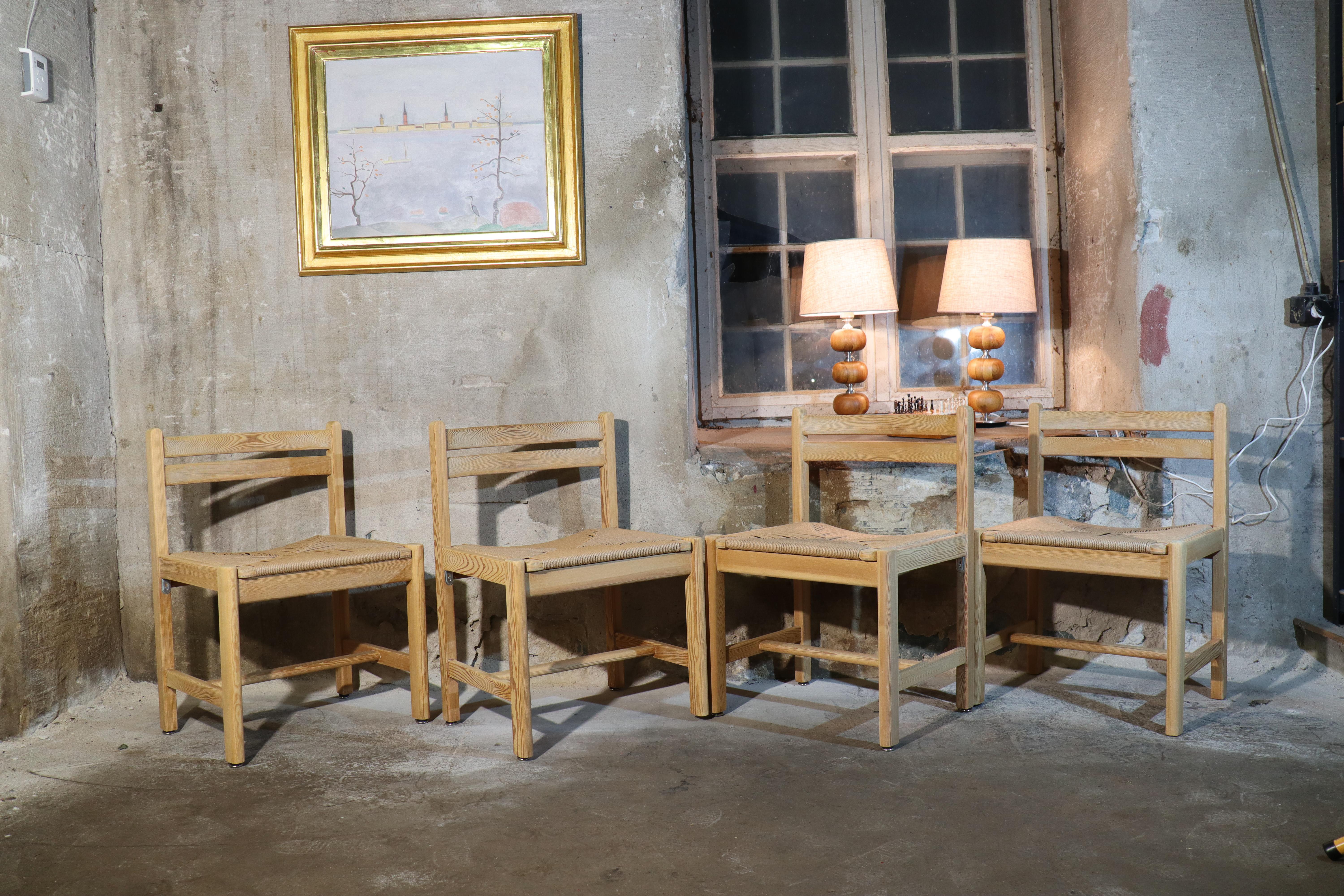 Danois Ensemble de 4 chaises de salle à manger danoises en pin - Borgensen 