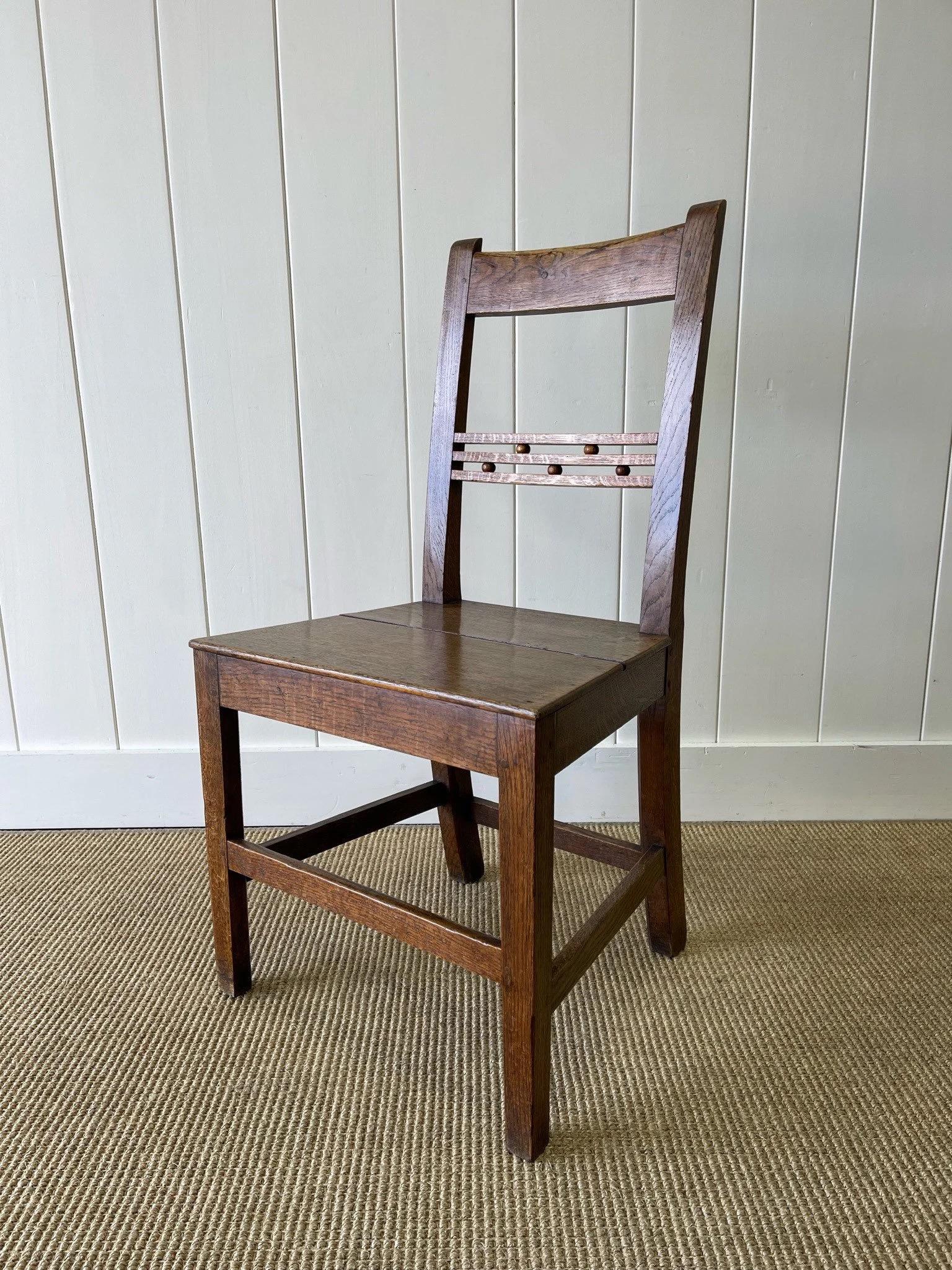 19th Century A Set of 4 English Oak and Elm Georgian Chairs c1800 For Sale