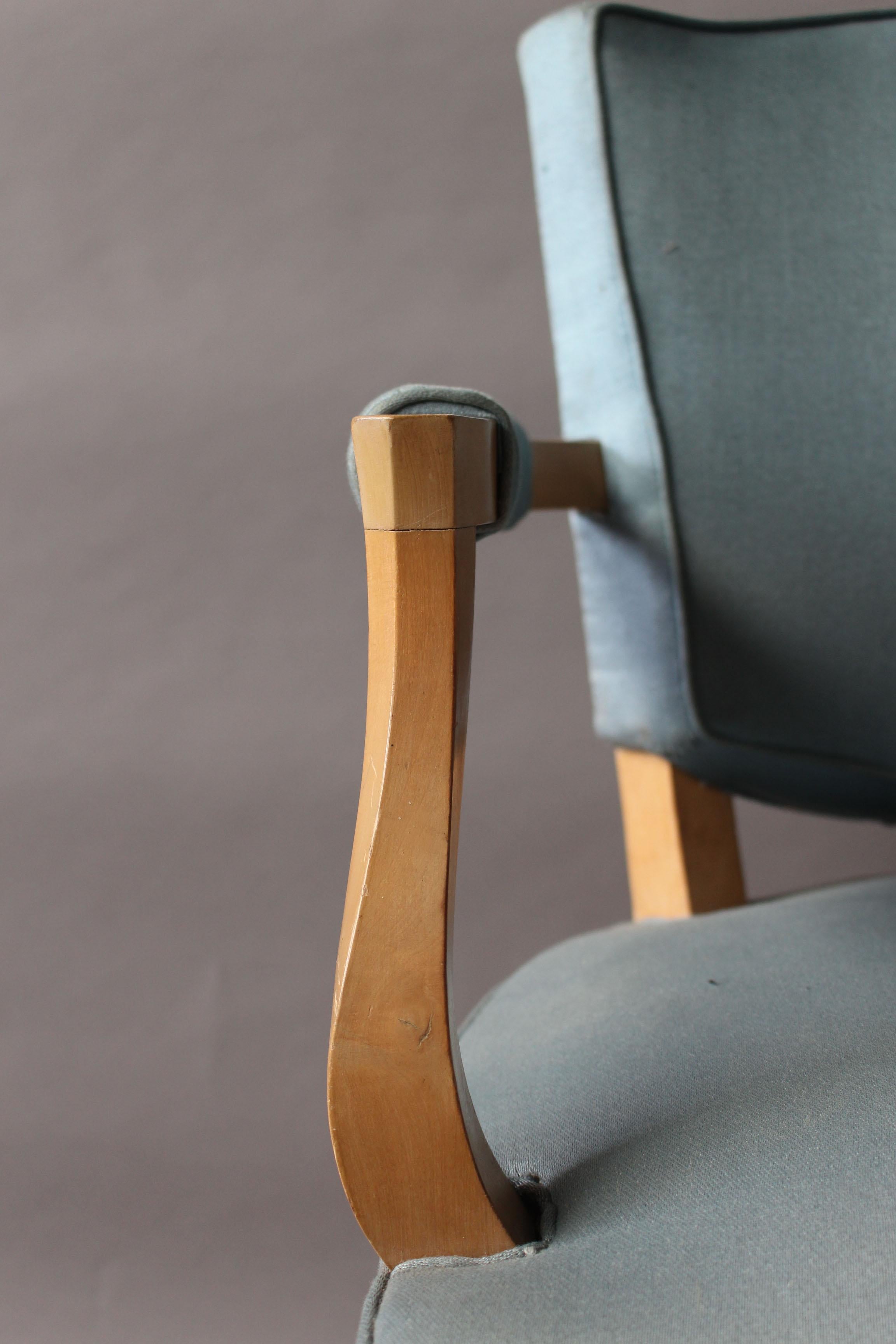 Un set di 4 poltrone in sicomoro Art Déco francese di pregio in vendita 4