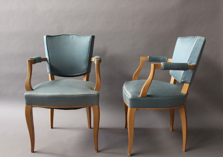 A Set of 4 Fine French Art Deco Sycamore Armchairs In Good Condition For Sale In Long Island City, NY