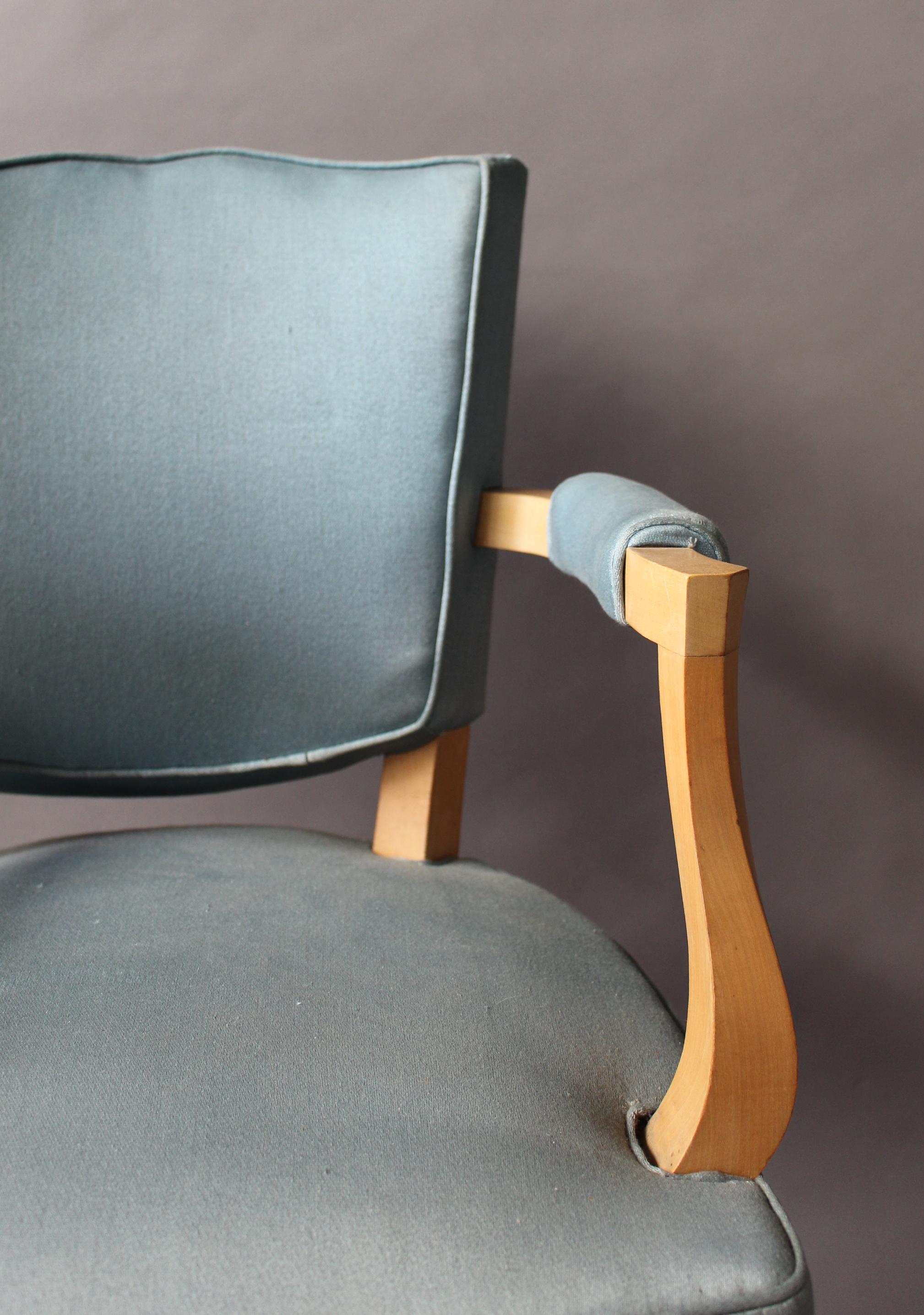 Un set di 4 poltrone in sicomoro Art Déco francese di pregio in vendita 2