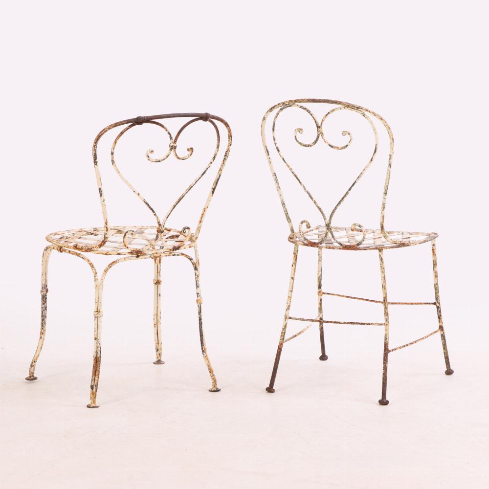 Européen Un ensemble de 4 chaises de jardin en fer français, C. 1950. en vente