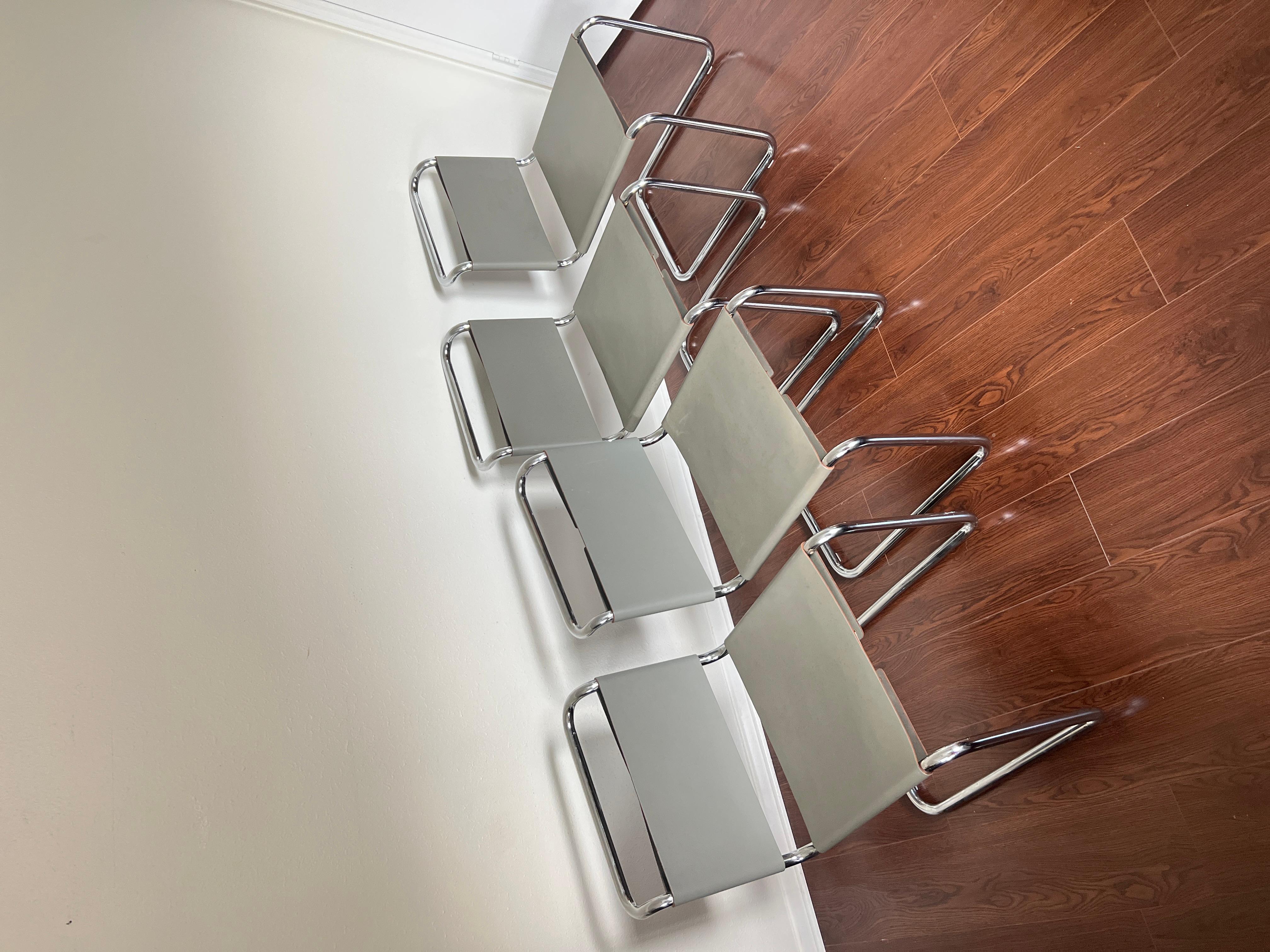 Set of 4 Gray Leather Spoleto B33 Chairs by Marcel Breuer for Knoll In Good Condition For Sale In Houston, TX