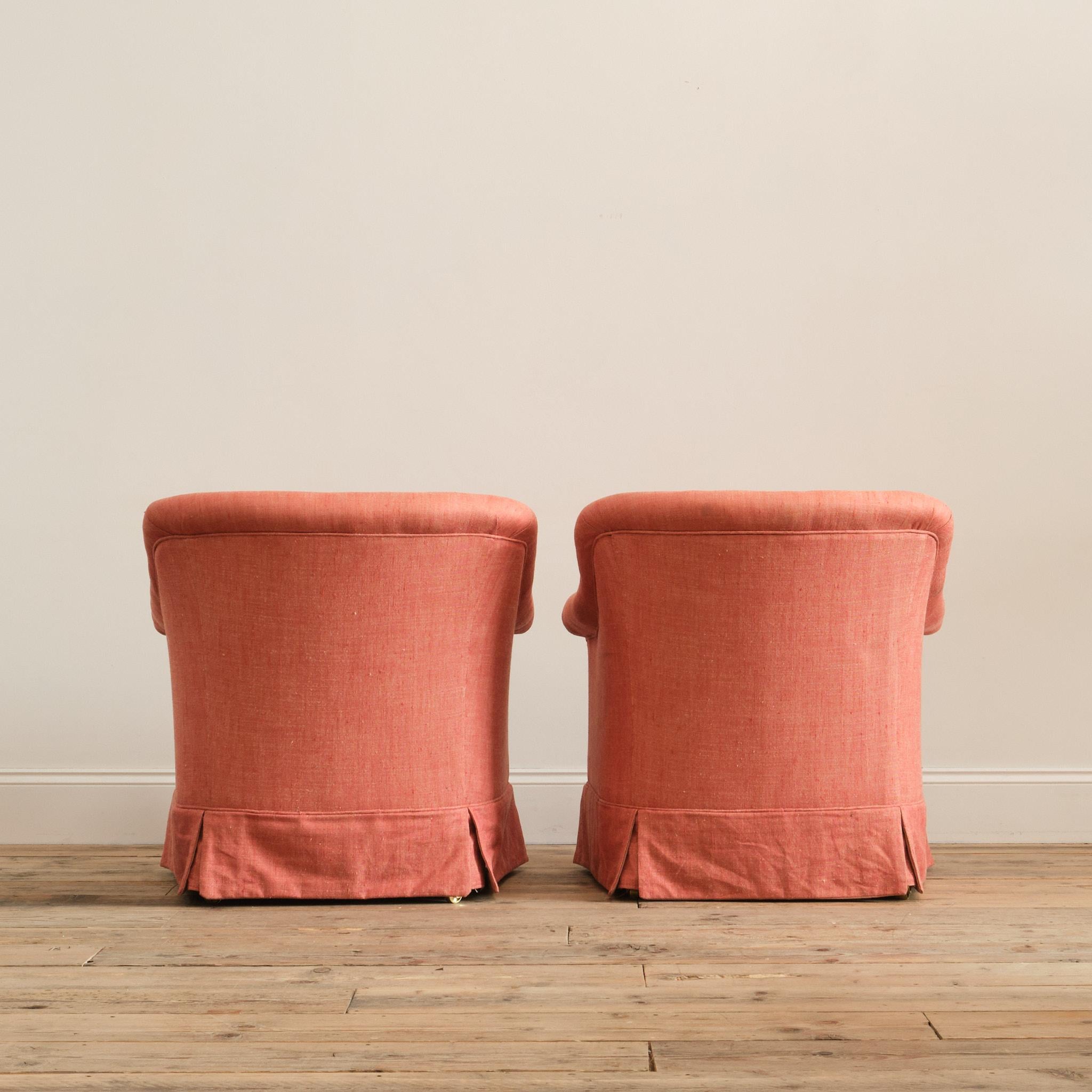 English A set of 4 Howard Style 'Pickwell' Armchairs For Sale