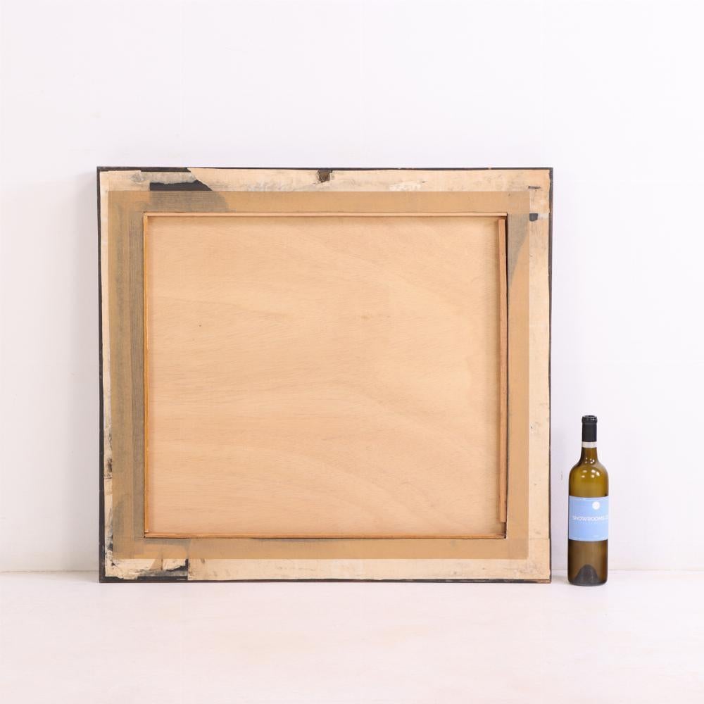 Una straordinaria combinazione di impiallacciature di palissandro e acero, i toni contrastanti di questo set evidenziano le linee eleganti e i sottili intarsi, riflettendo la raffinata sensibilità decorativa dell'artigianato italiano della fine del