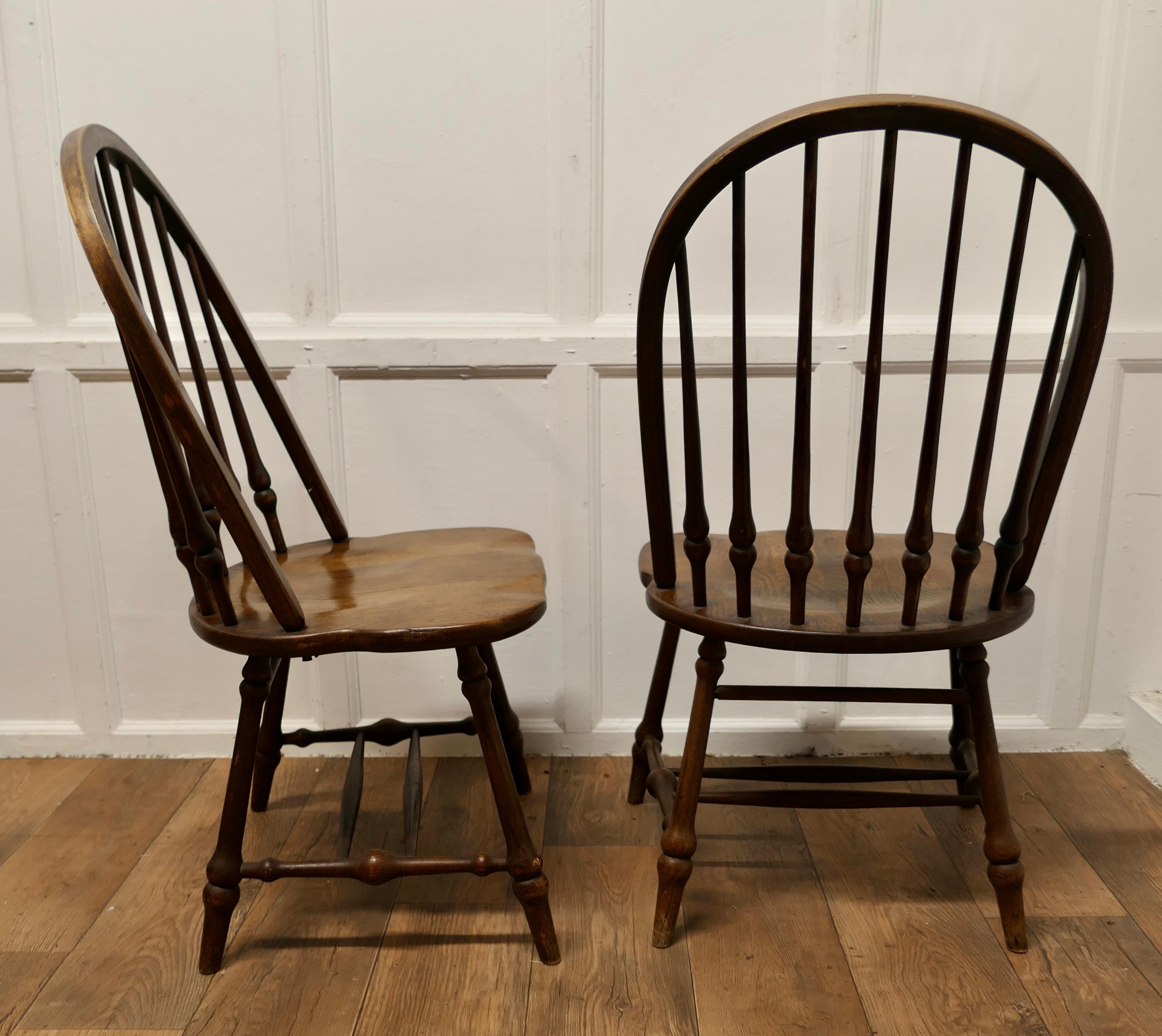A Set of 4 Large Elm Windsor Country Dining Chairs     2