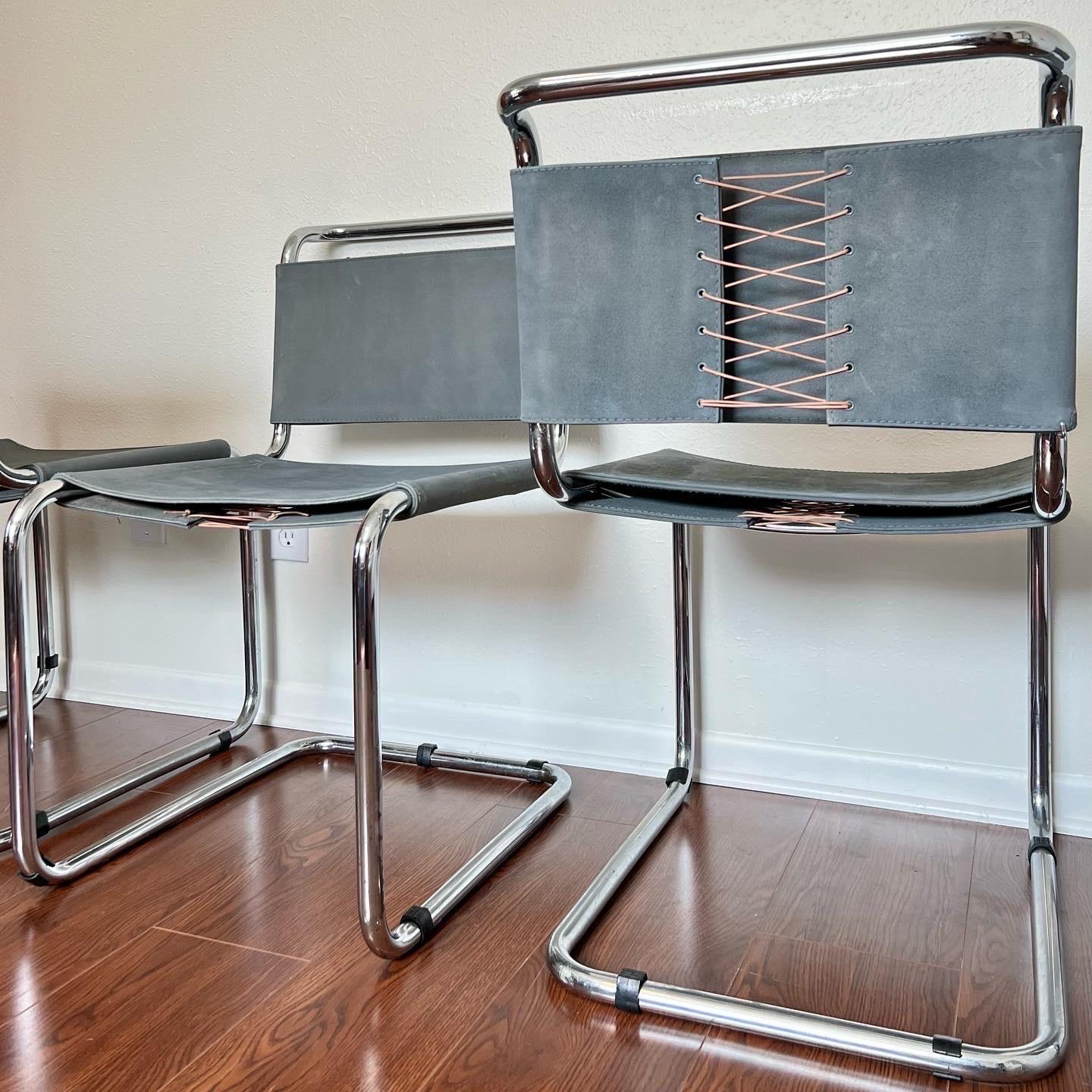 A set of 4 Marcel Breuer B33 dining chairs by Gavina from the 1950s 5