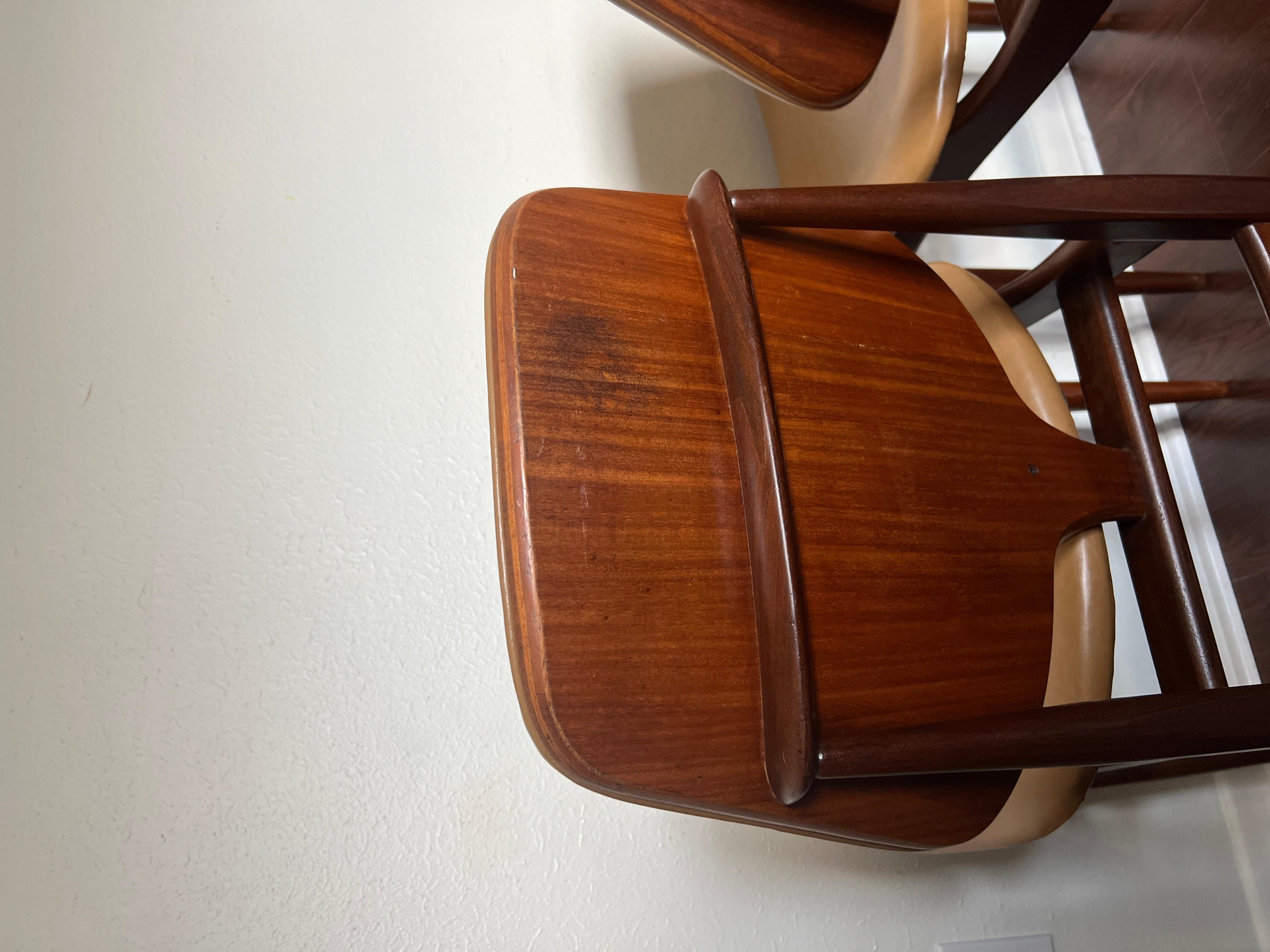 Mid-20th Century A set of 4 mid century modern dining chairs by Elliots of Newbury