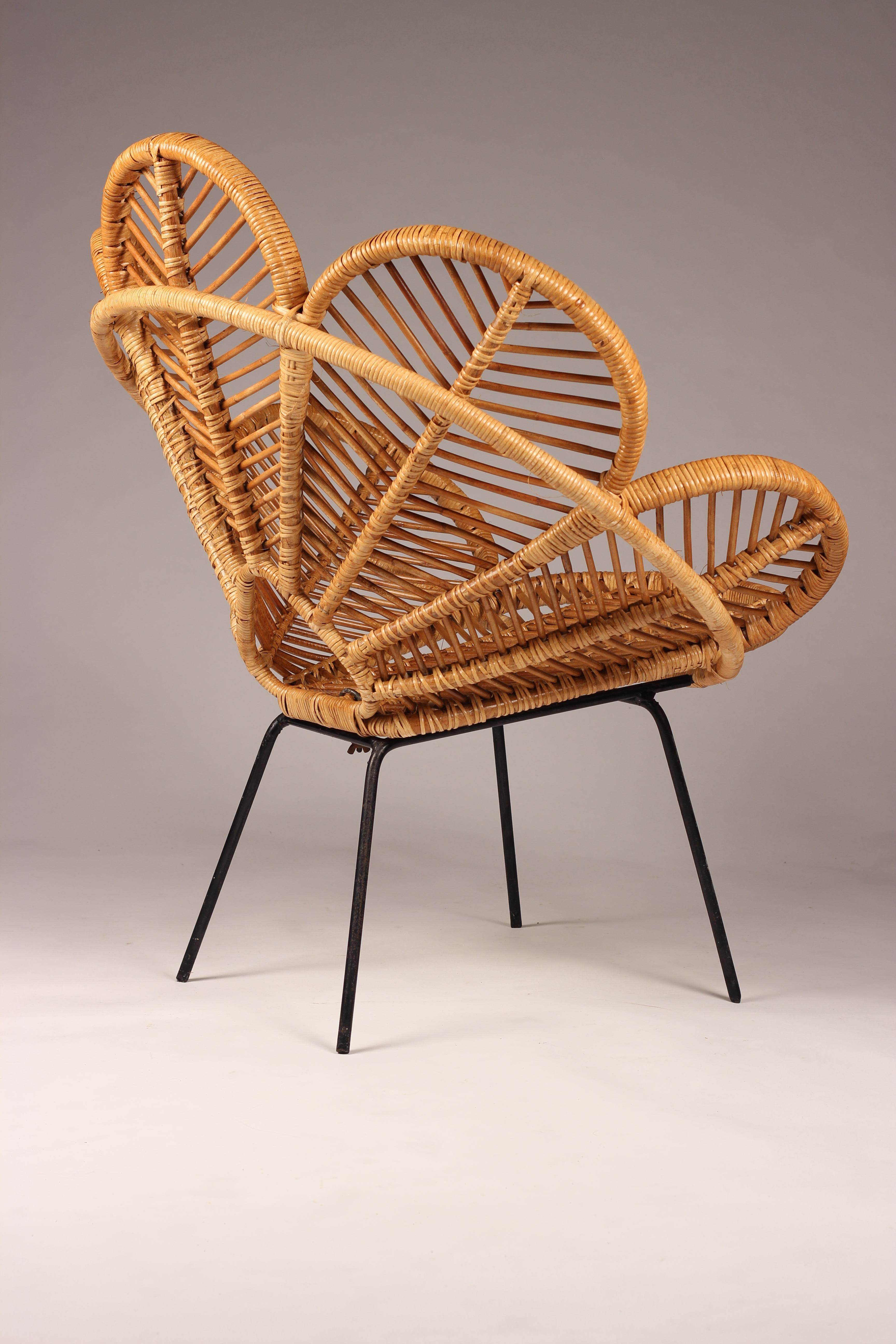 Cane, Wicker and Raffia Flower garden Chairs Mid Century French Design 10