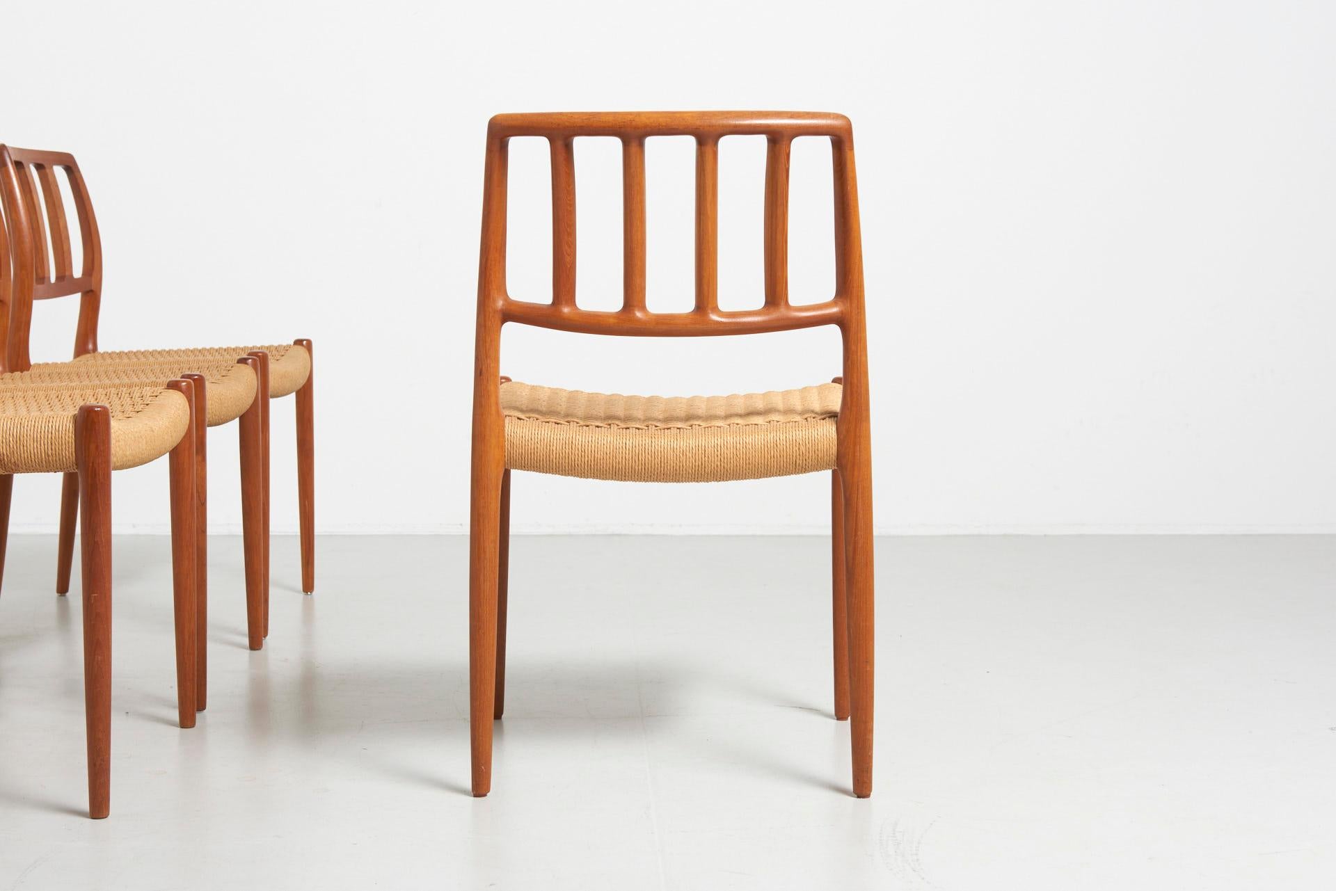 Set of 4 Papercord Dining Chairs in Teak Model 83 Designed by Niels O. Møller 3