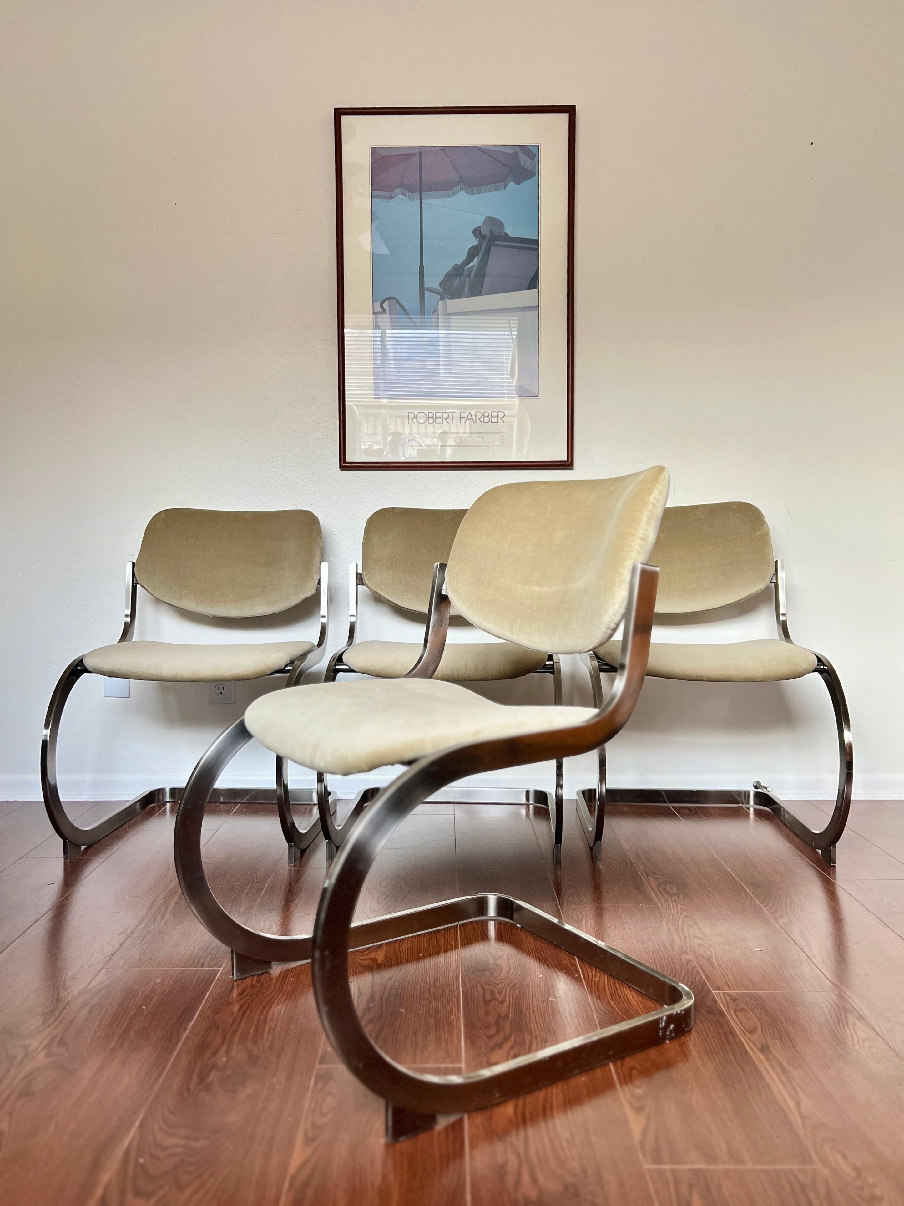 Metal A set of 4 post modern dining chairs by Design Institute America, circa 1986 For Sale