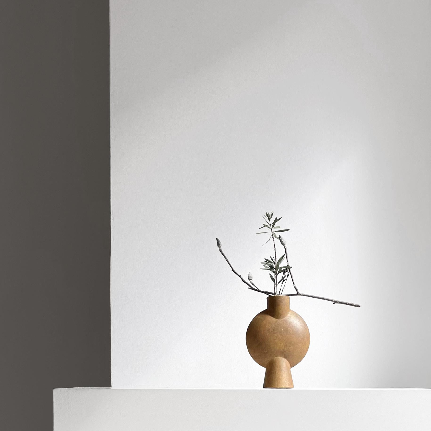 Modern Set of 4 Sand Mini Sphere Vase Bubl by 101 Copenhagen