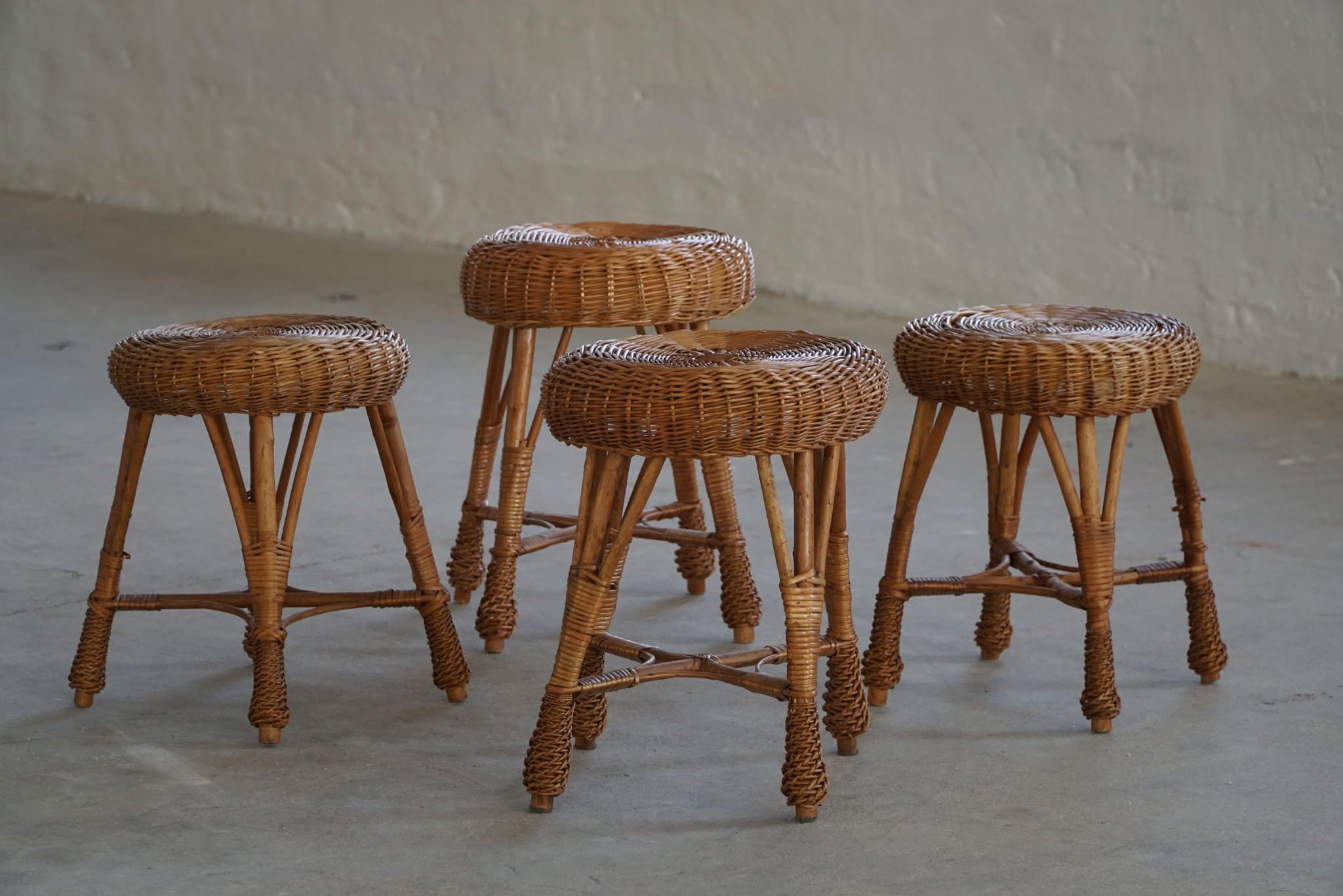A set of 4 Scandinavian Vintage Stools in Rattan, in Style of Tony Paul, 1960s For Sale 6