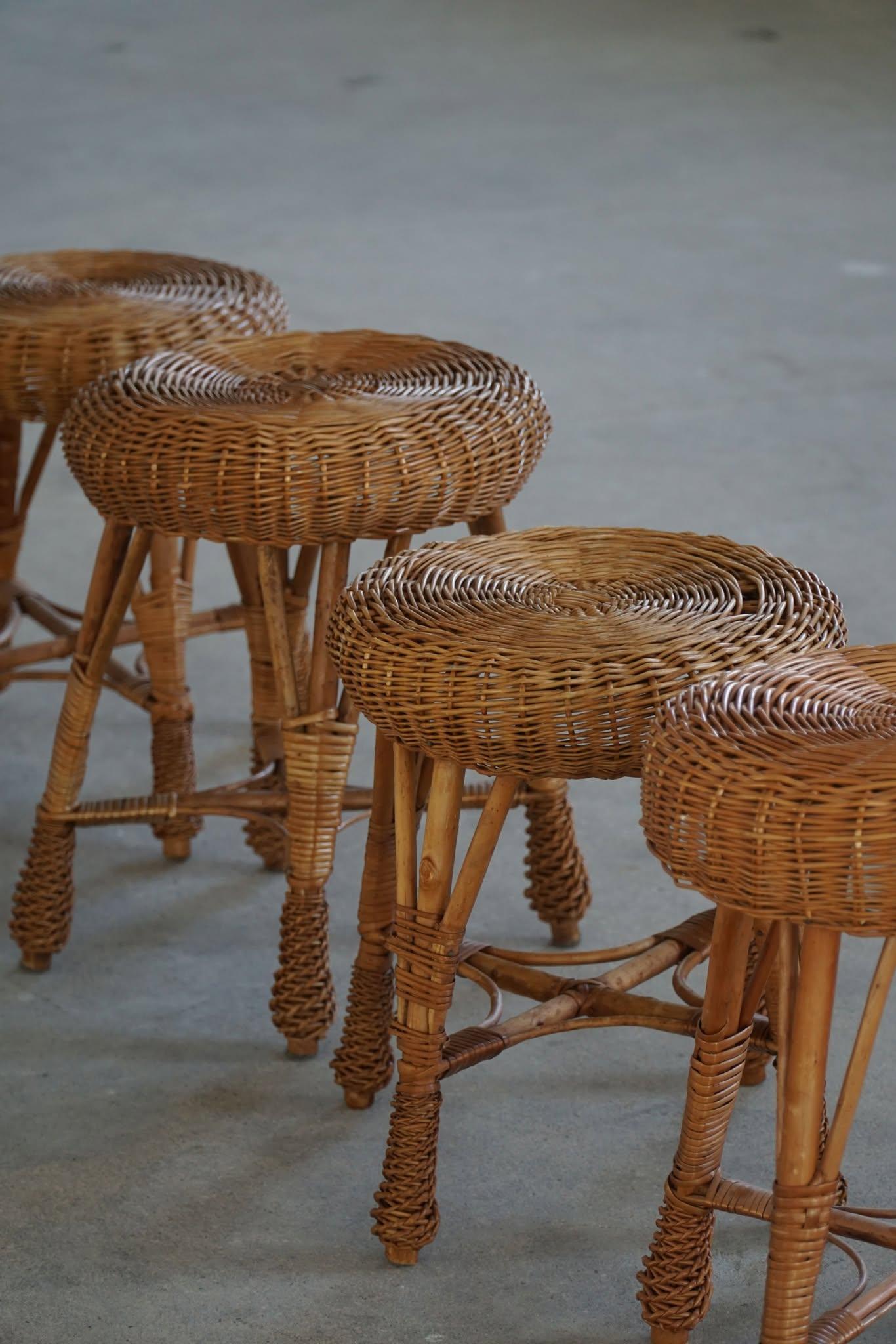 A set of 4 Scandinavian Vintage Stools in Rattan, in Style of Tony Paul, 1960s For Sale 9