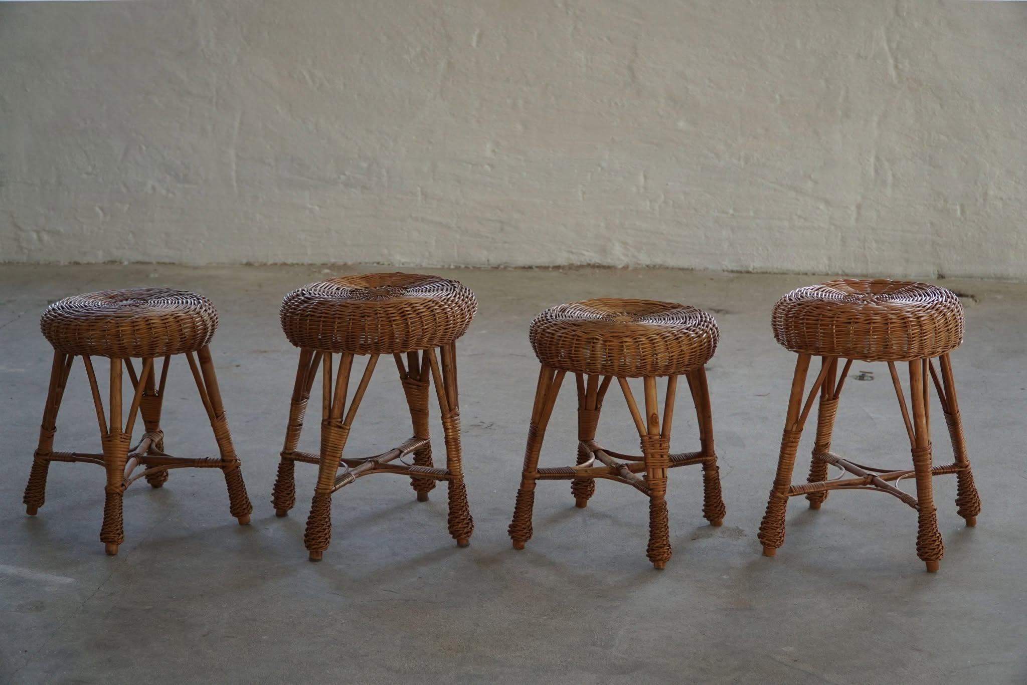 A set of 4 Scandinavian Vintage Stools in Rattan, in Style of Tony Paul, 1960s For Sale 11