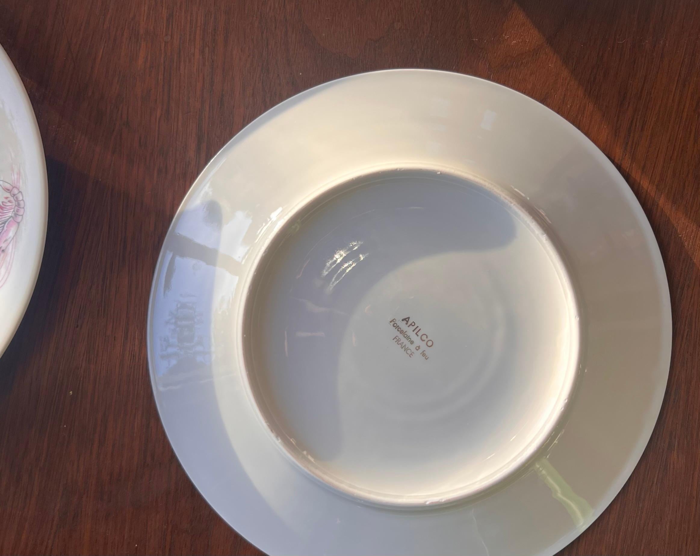 20ième siècle Ensemble de 4 assiettes en porcelaine française sur le thème de la mer par Apilco, 20e siècle en vente